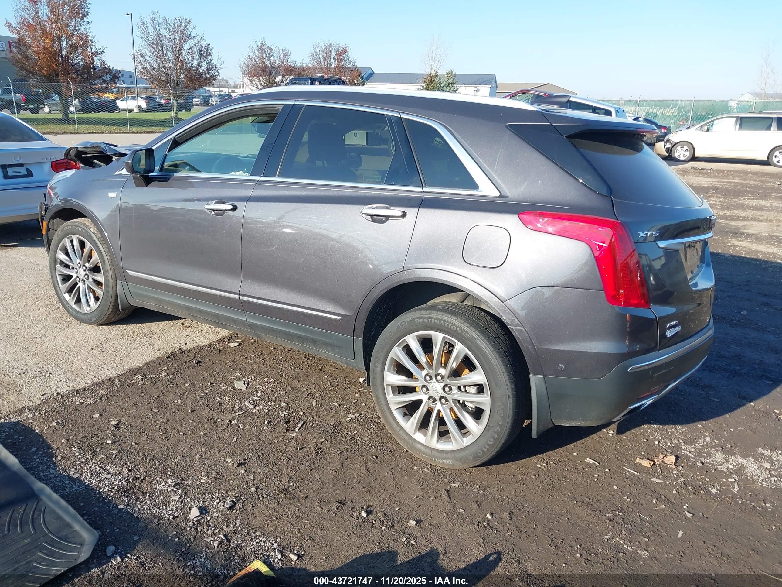 CADILLAC XT5 image 3