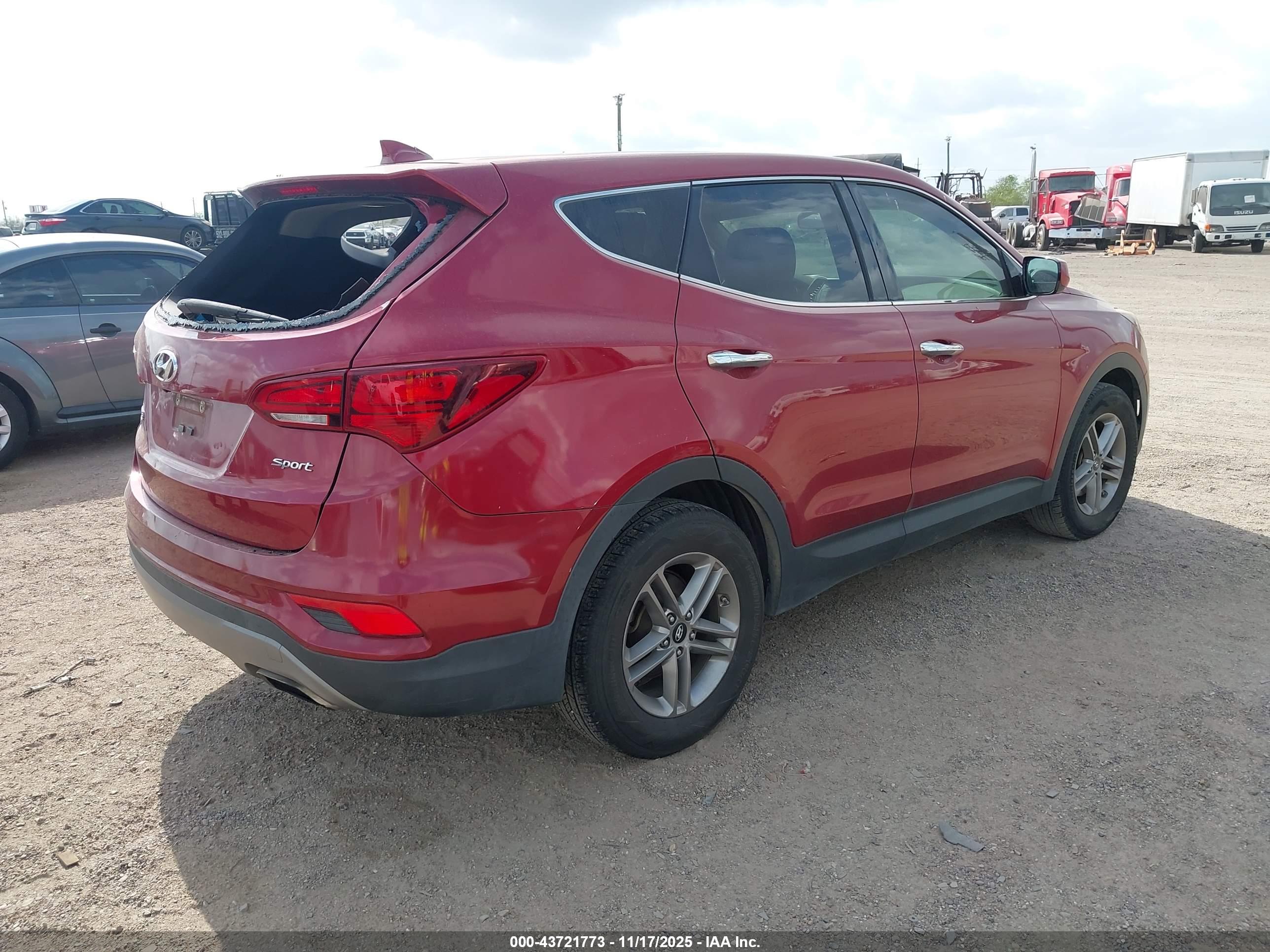 HYUNDAI SANTA image 4