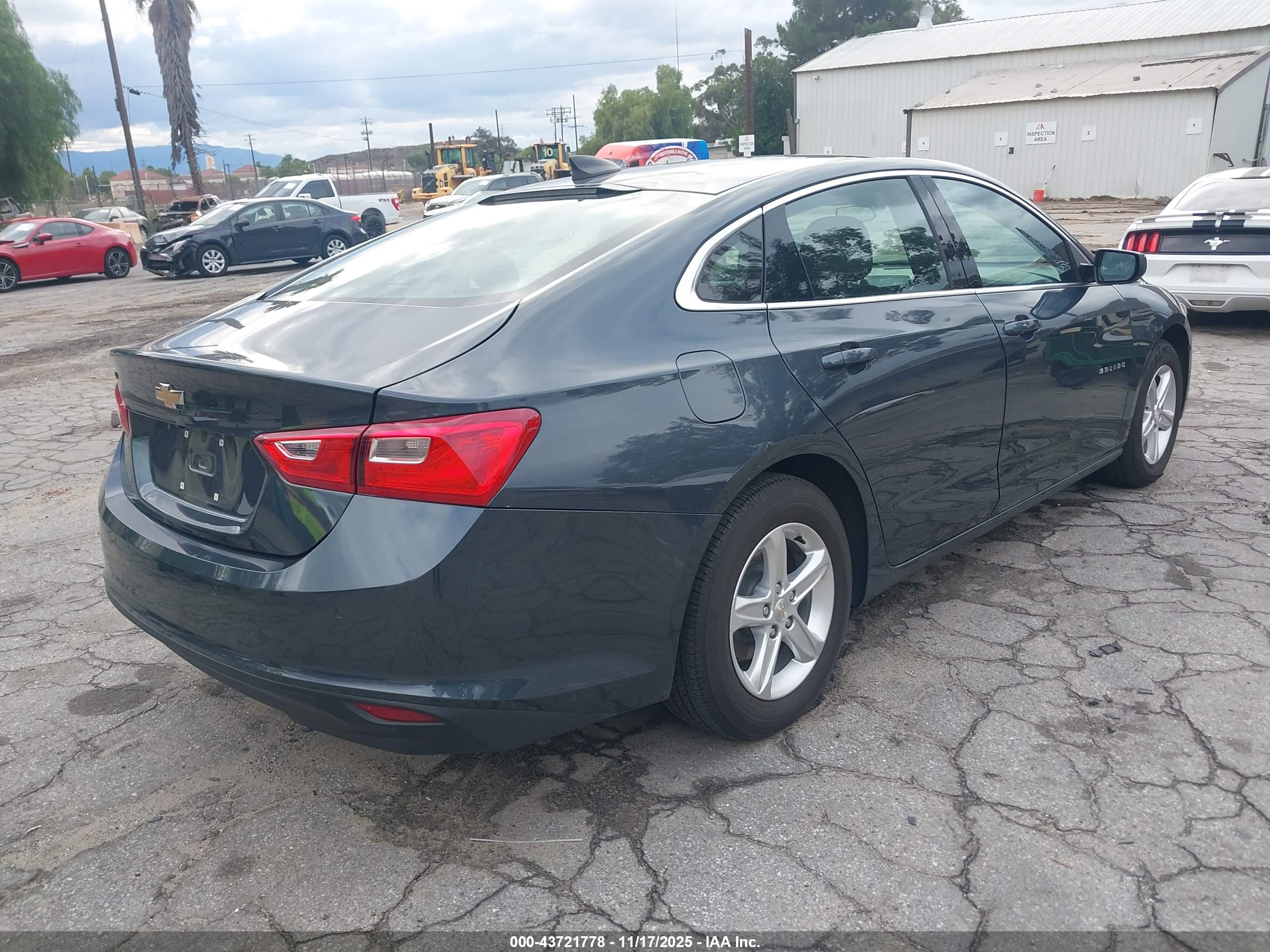 CHEVROLET MALIBU image 4