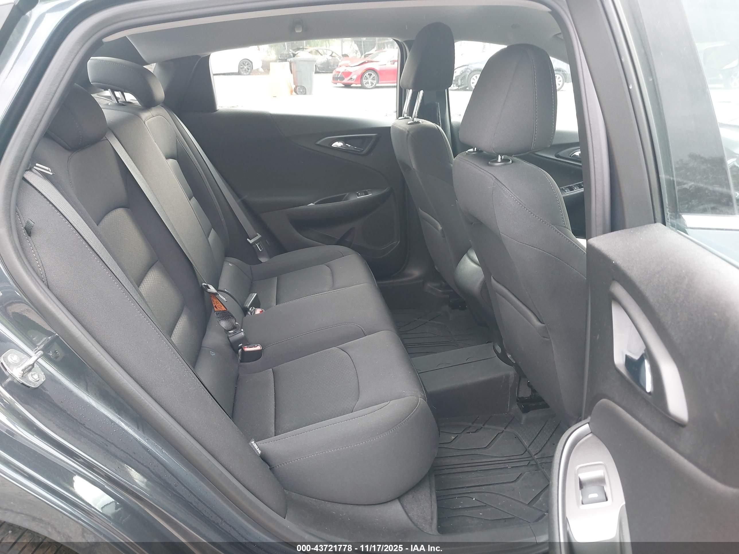 CHEVROLET MALIBU image 8
