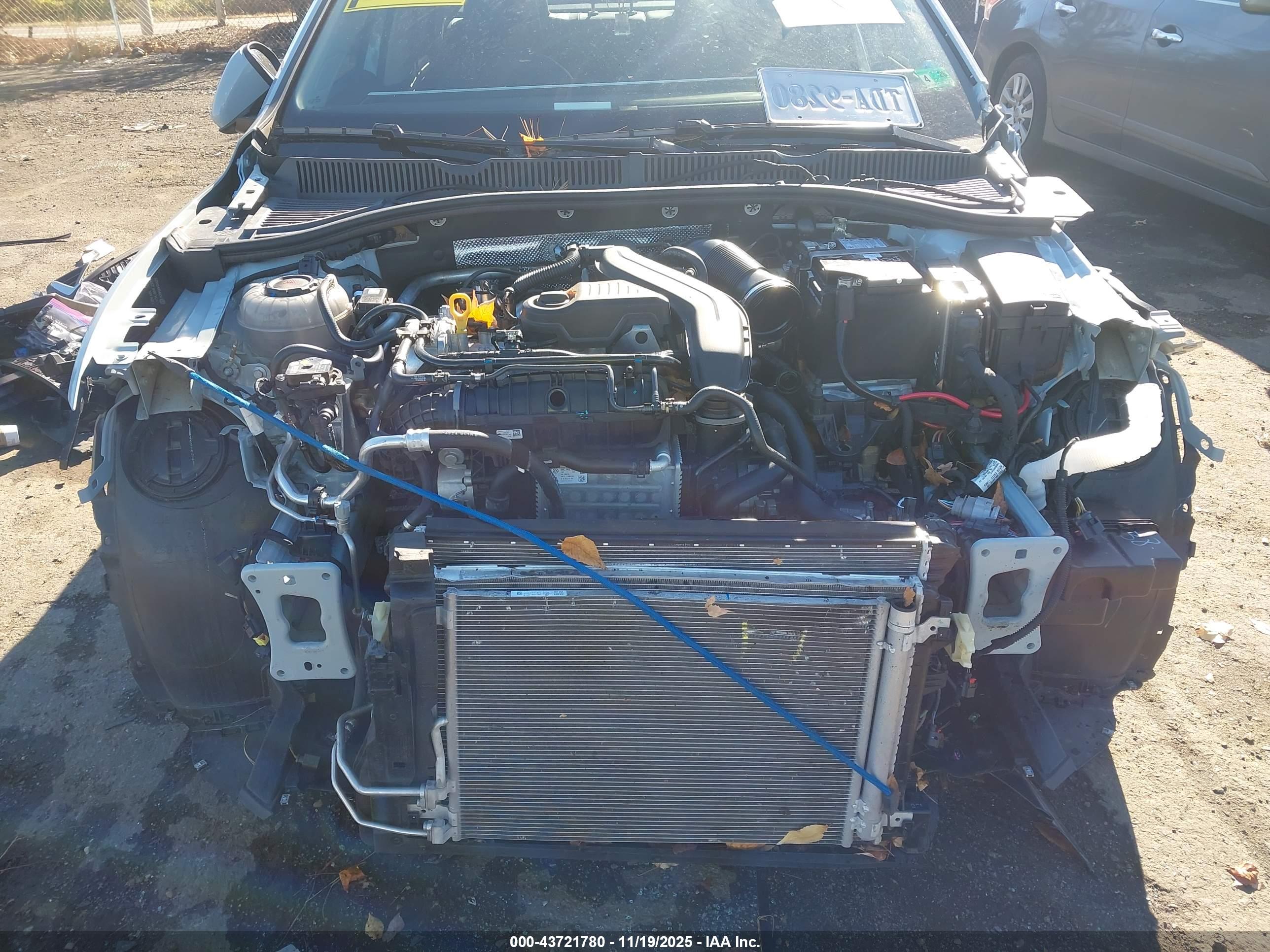 VOLKSWAGEN JETTA image 6