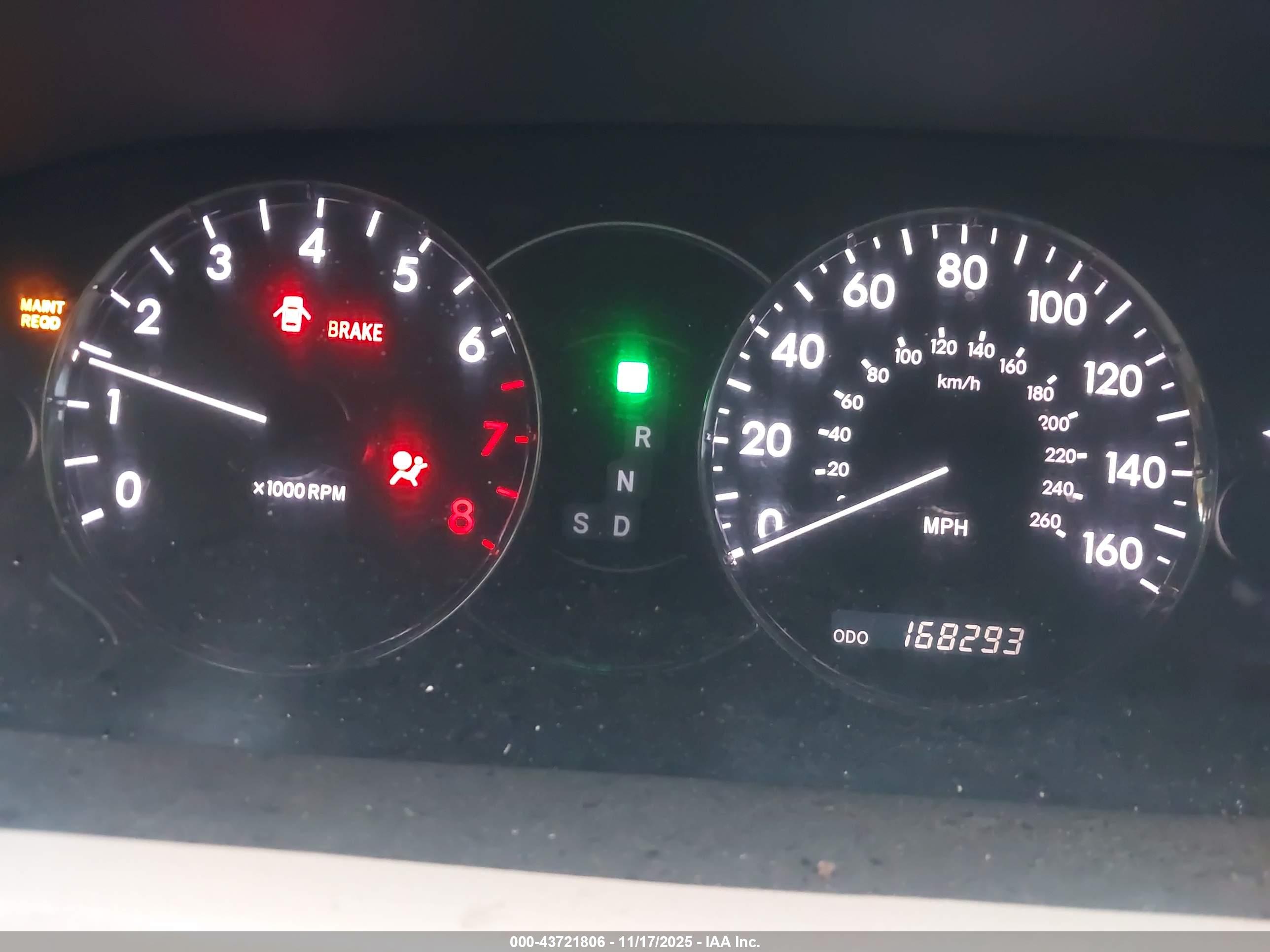 TOYOTA AVALON image 7