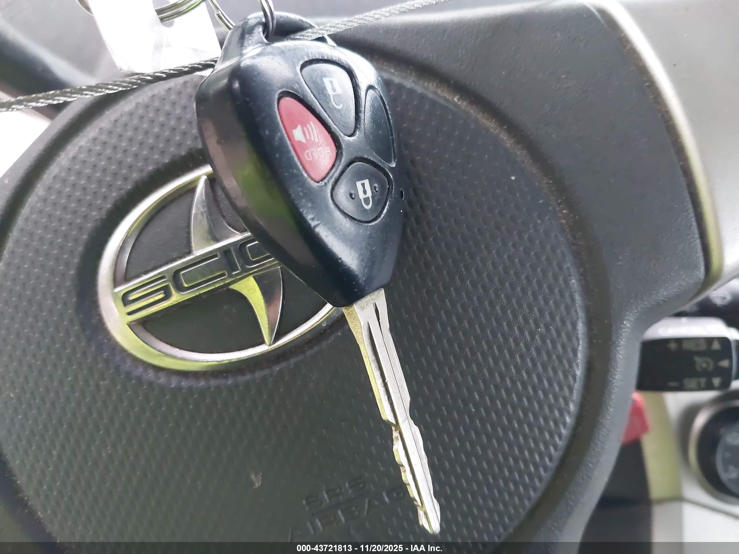 SCION XB image 11