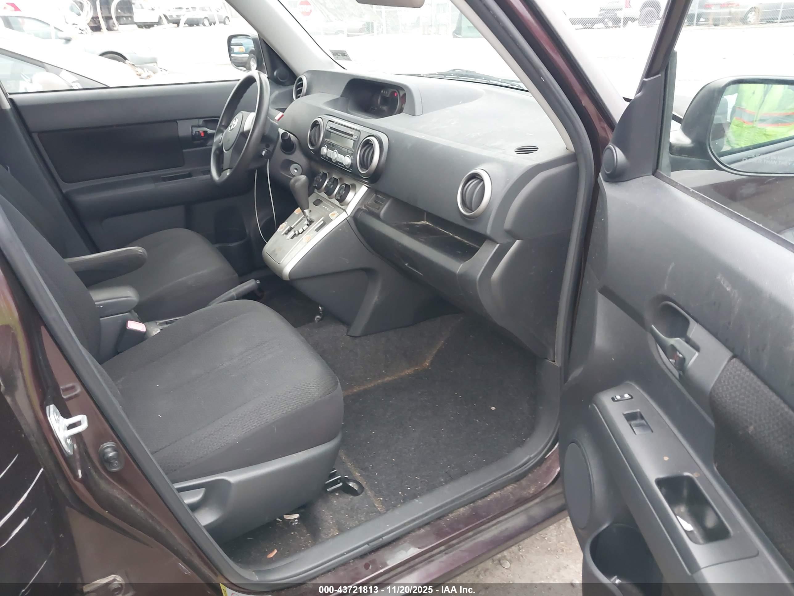 SCION XB image 5