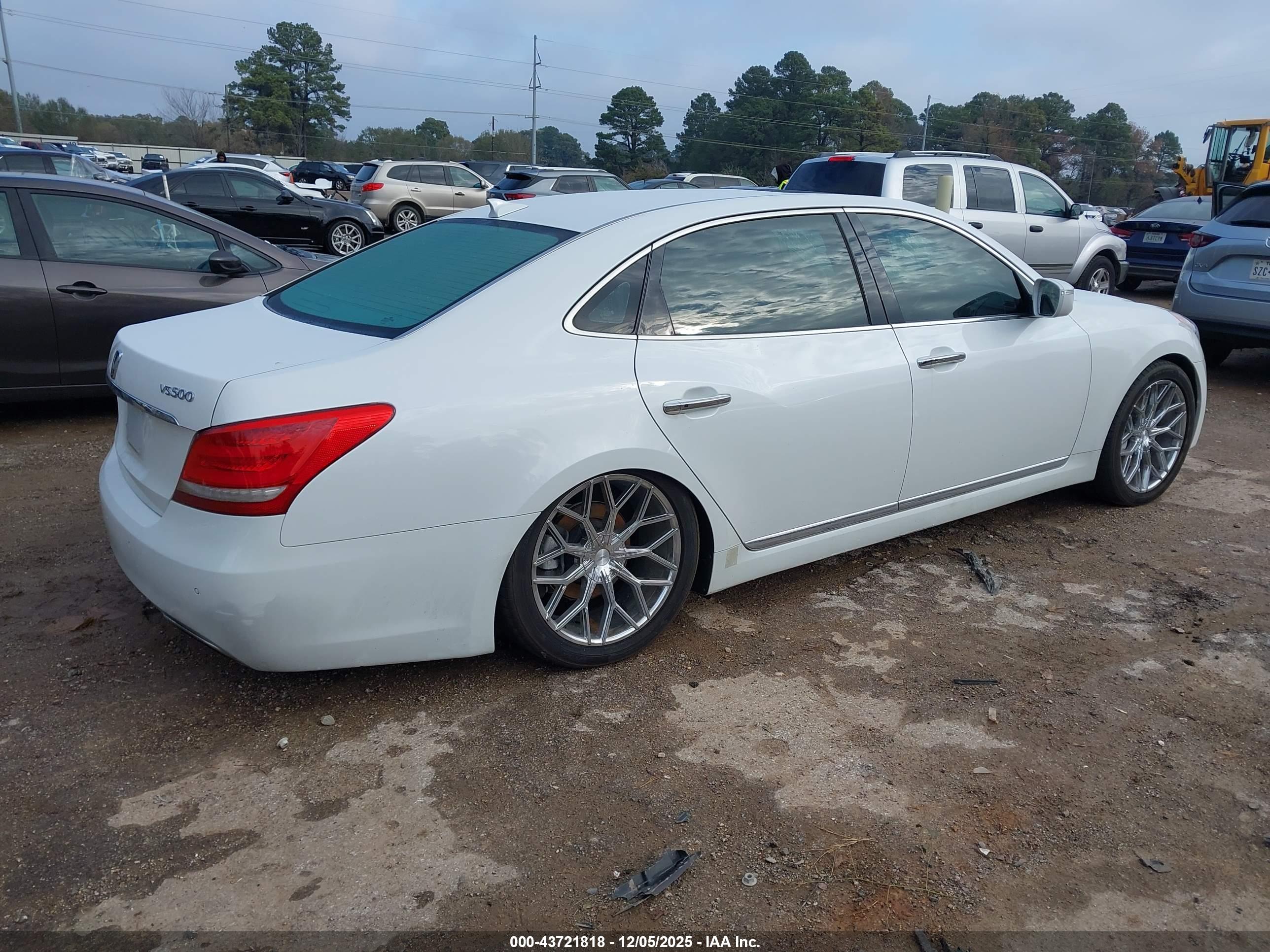 HYUNDAI EQUUS image 4