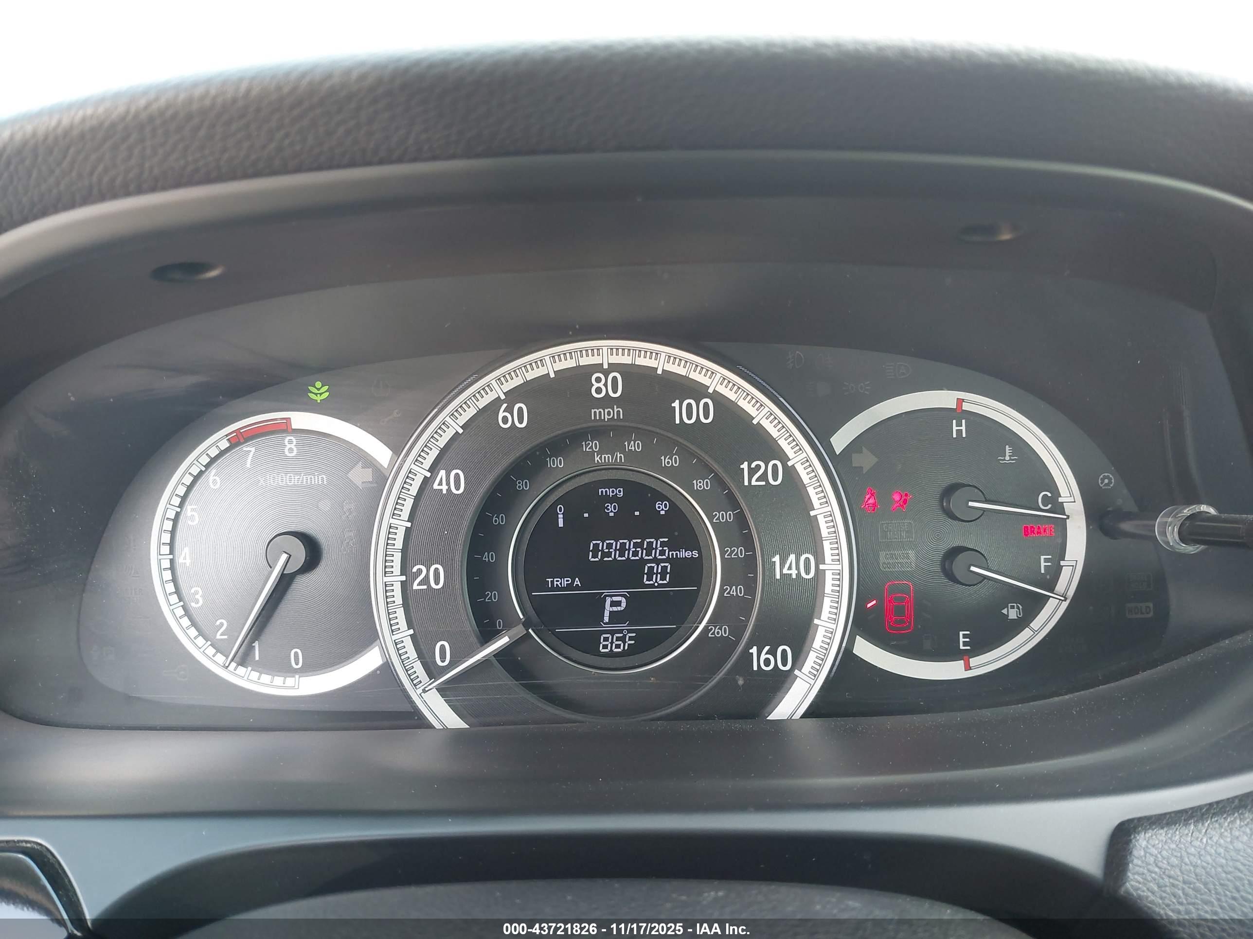 HONDA ACCORD image 7