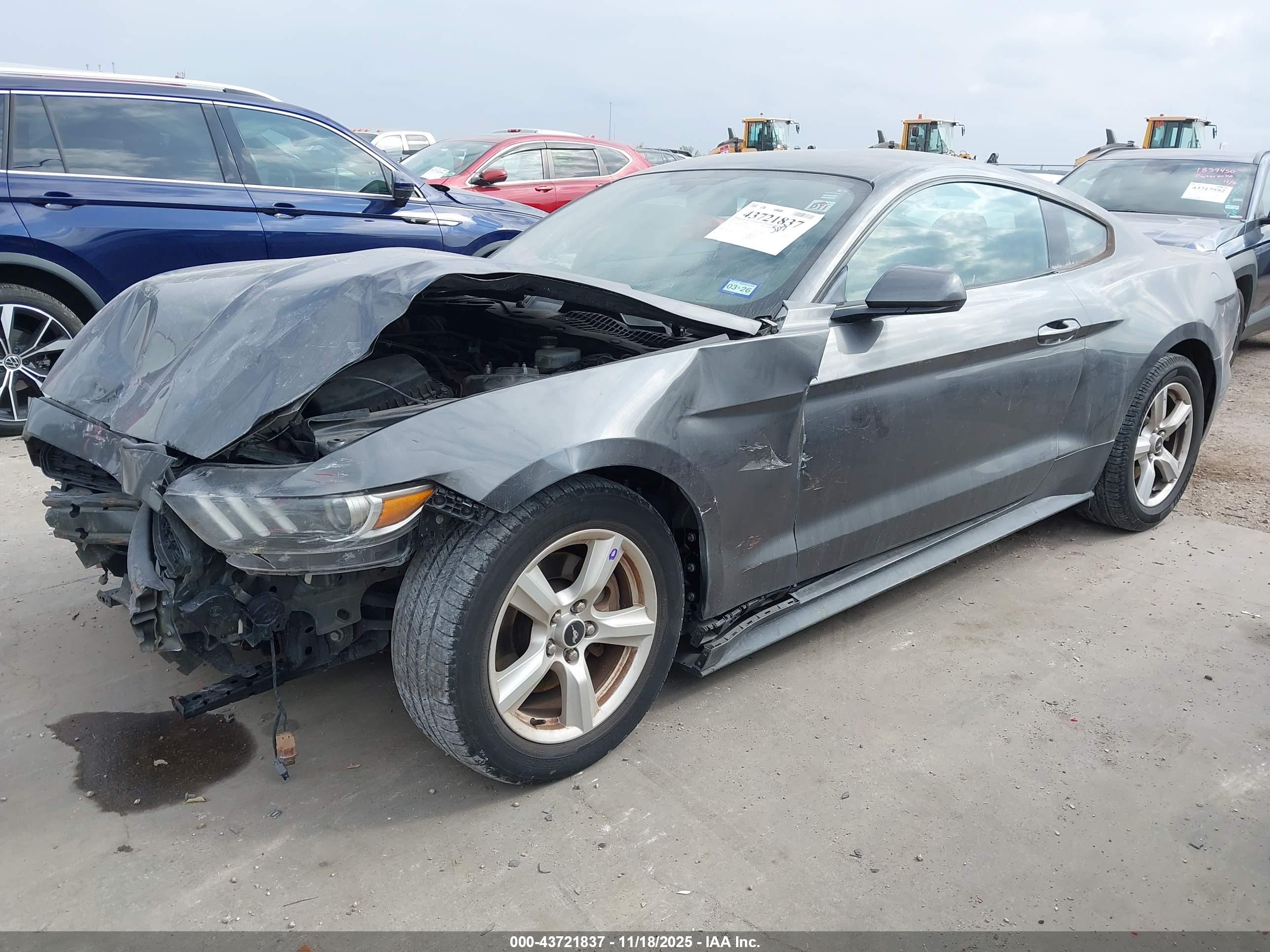 FORD MUSTANG image 2