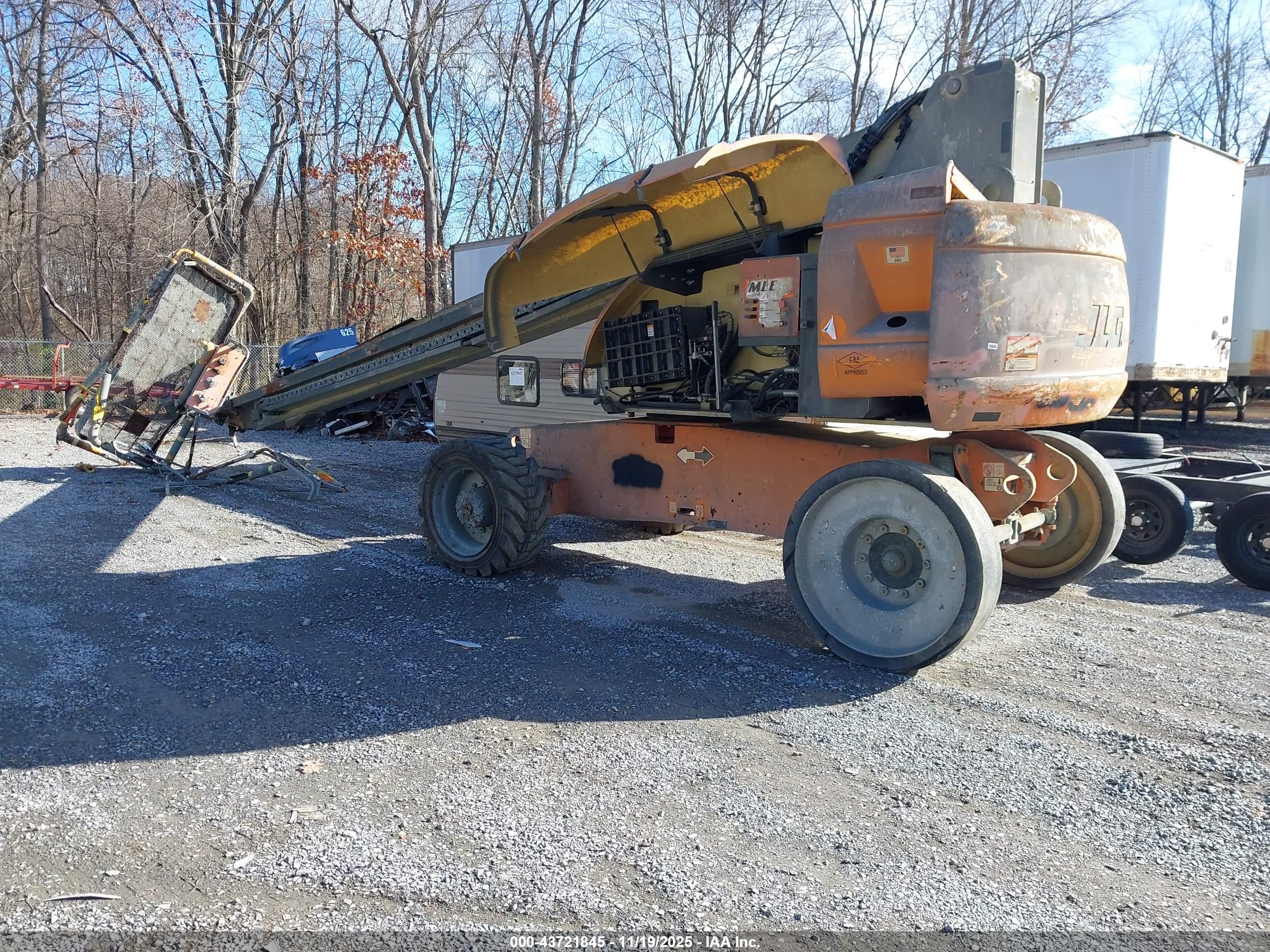 JLG 800S image 3