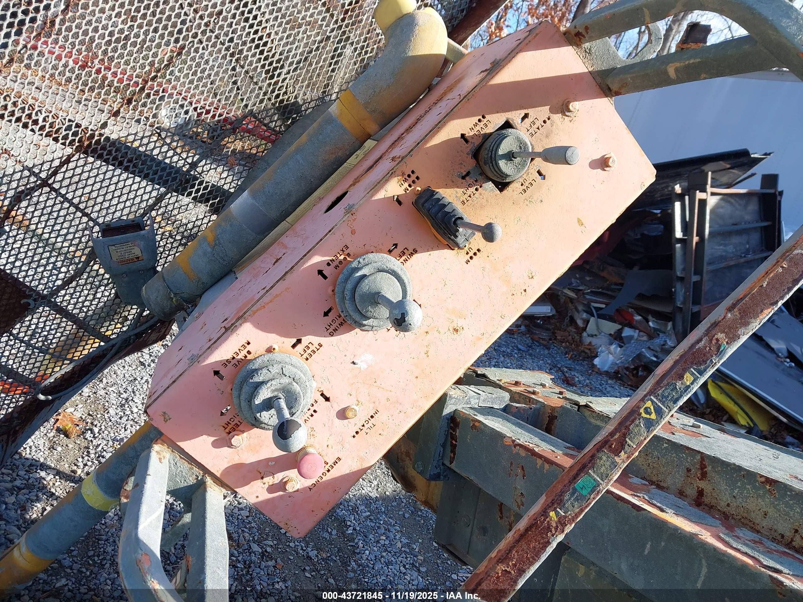 JLG 800S image 7