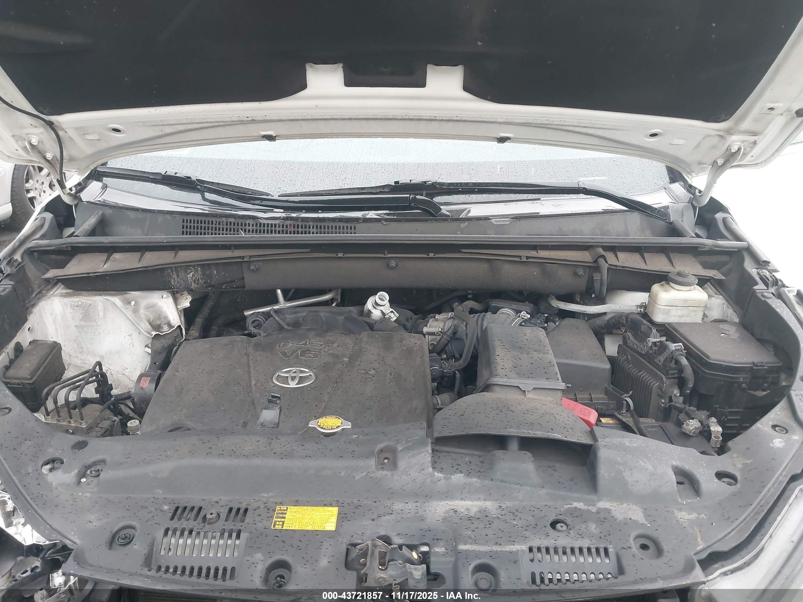 TOYOTA HIGHLANDER image 10