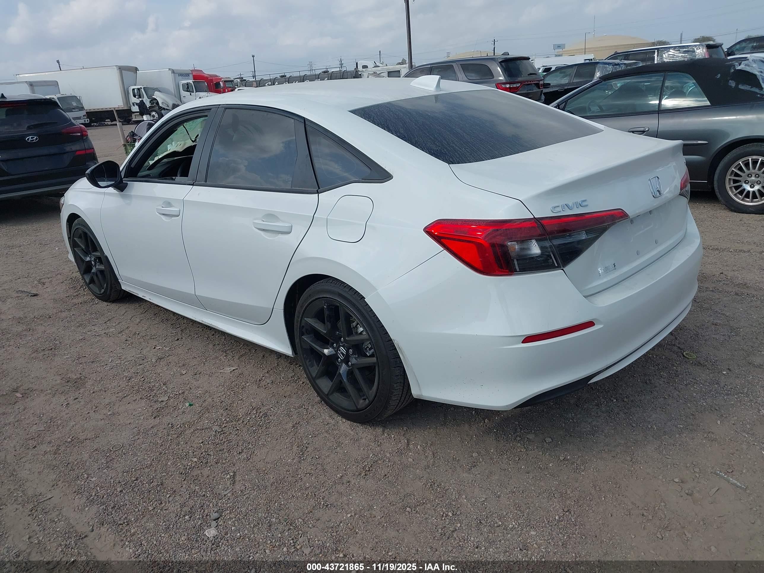 HONDA CIVIC image 3