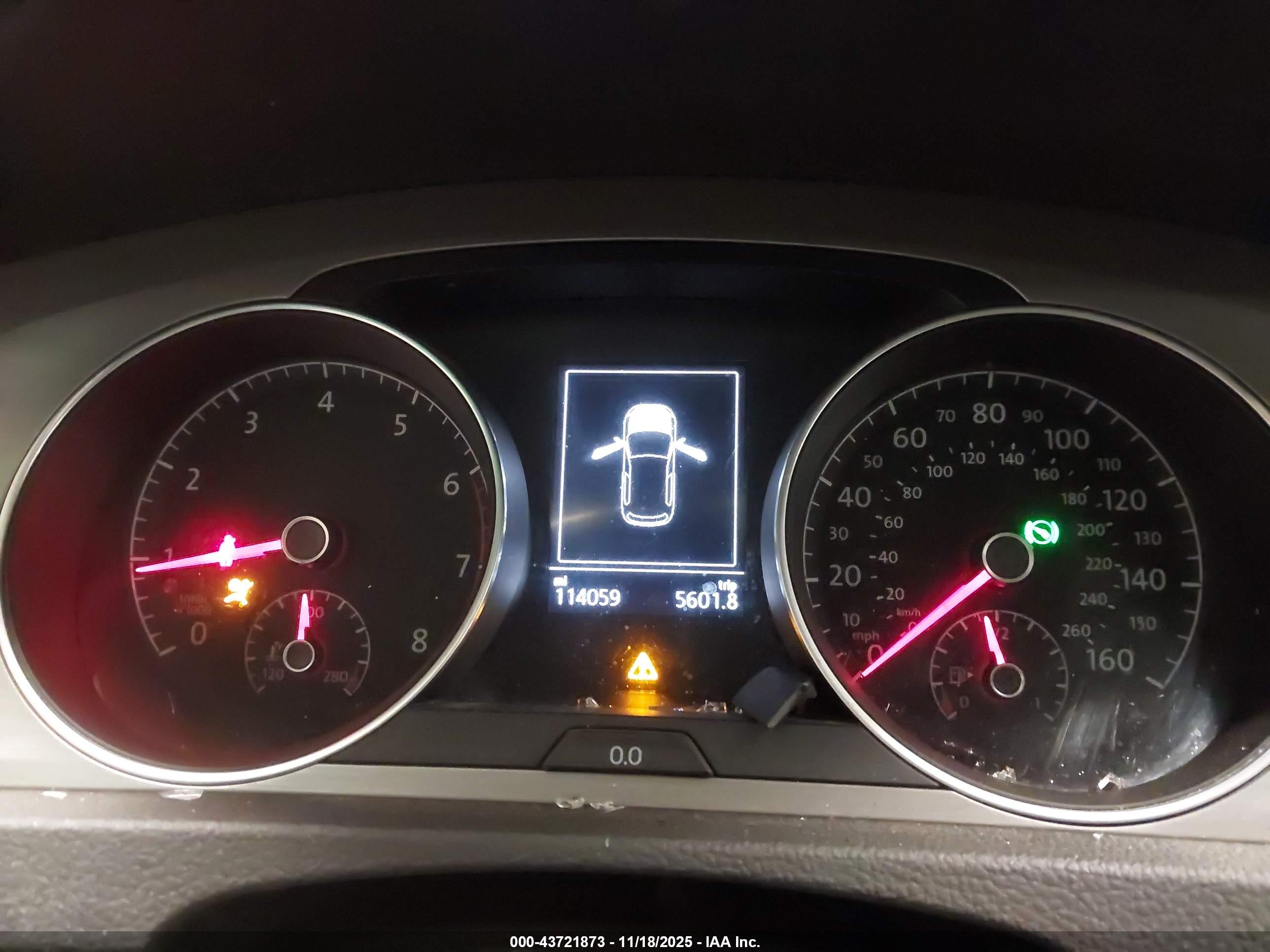 VOLKSWAGEN GOLF image 7
