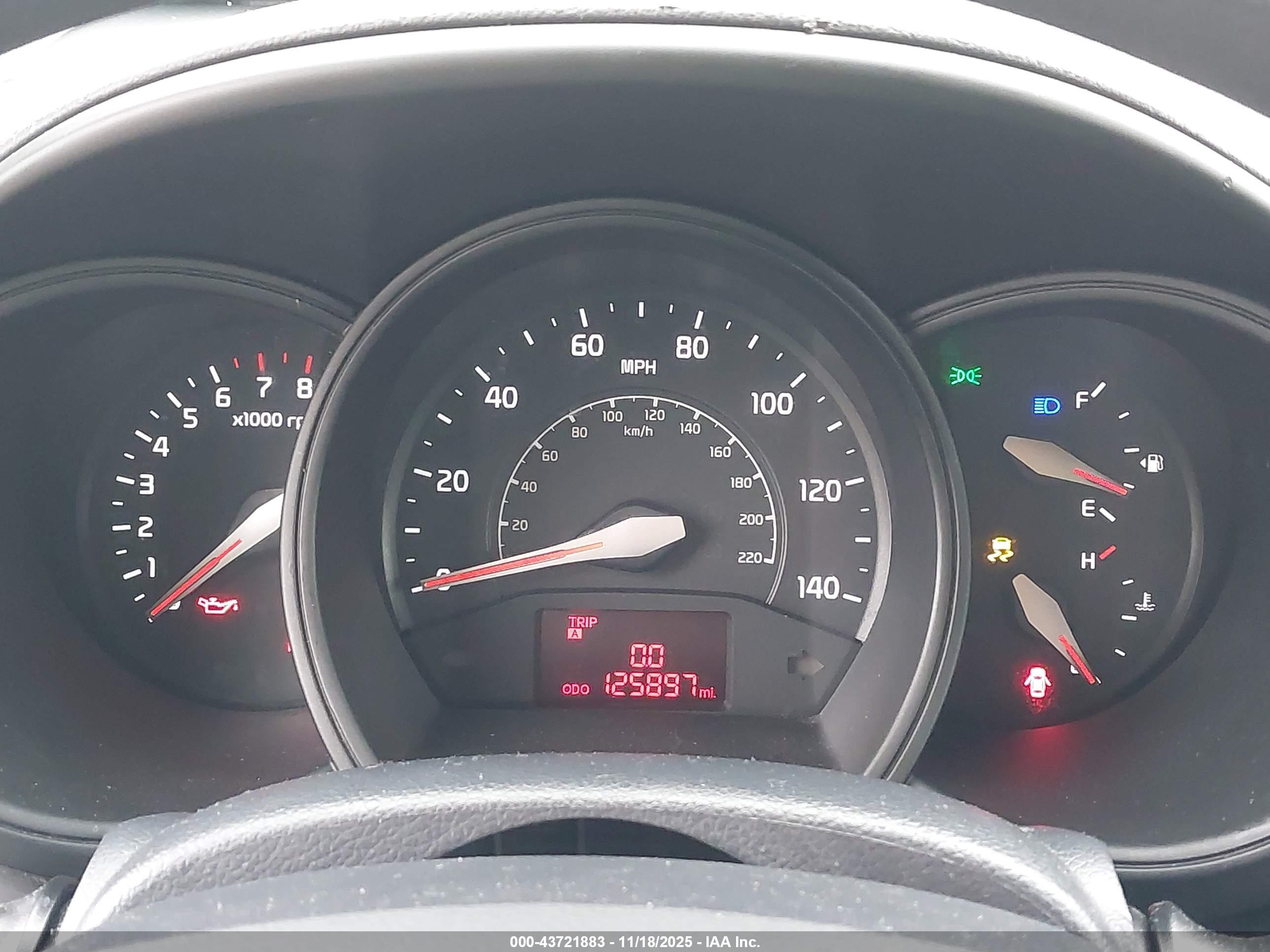 KIA RIO image 7