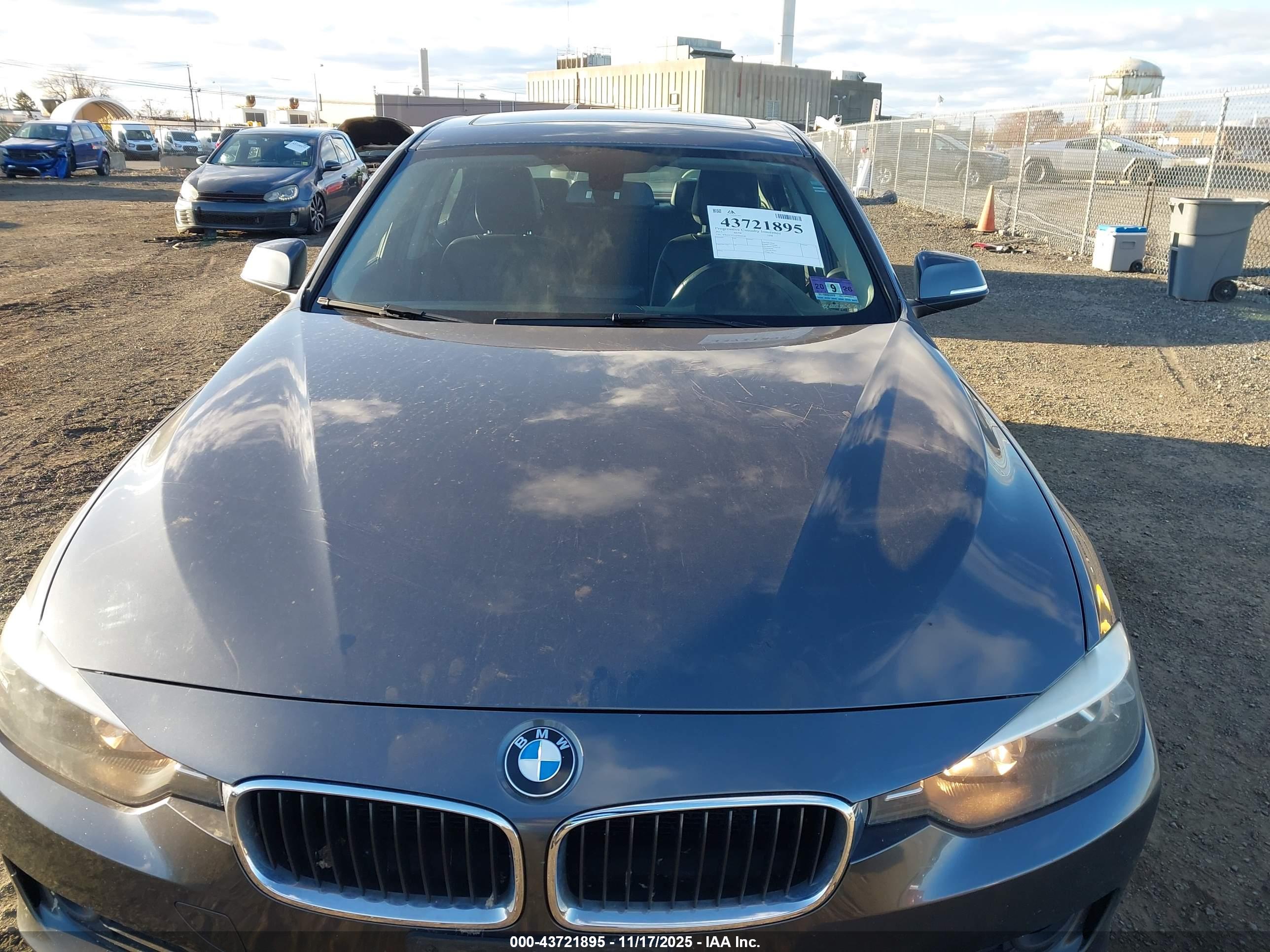 BMW 320I image 6