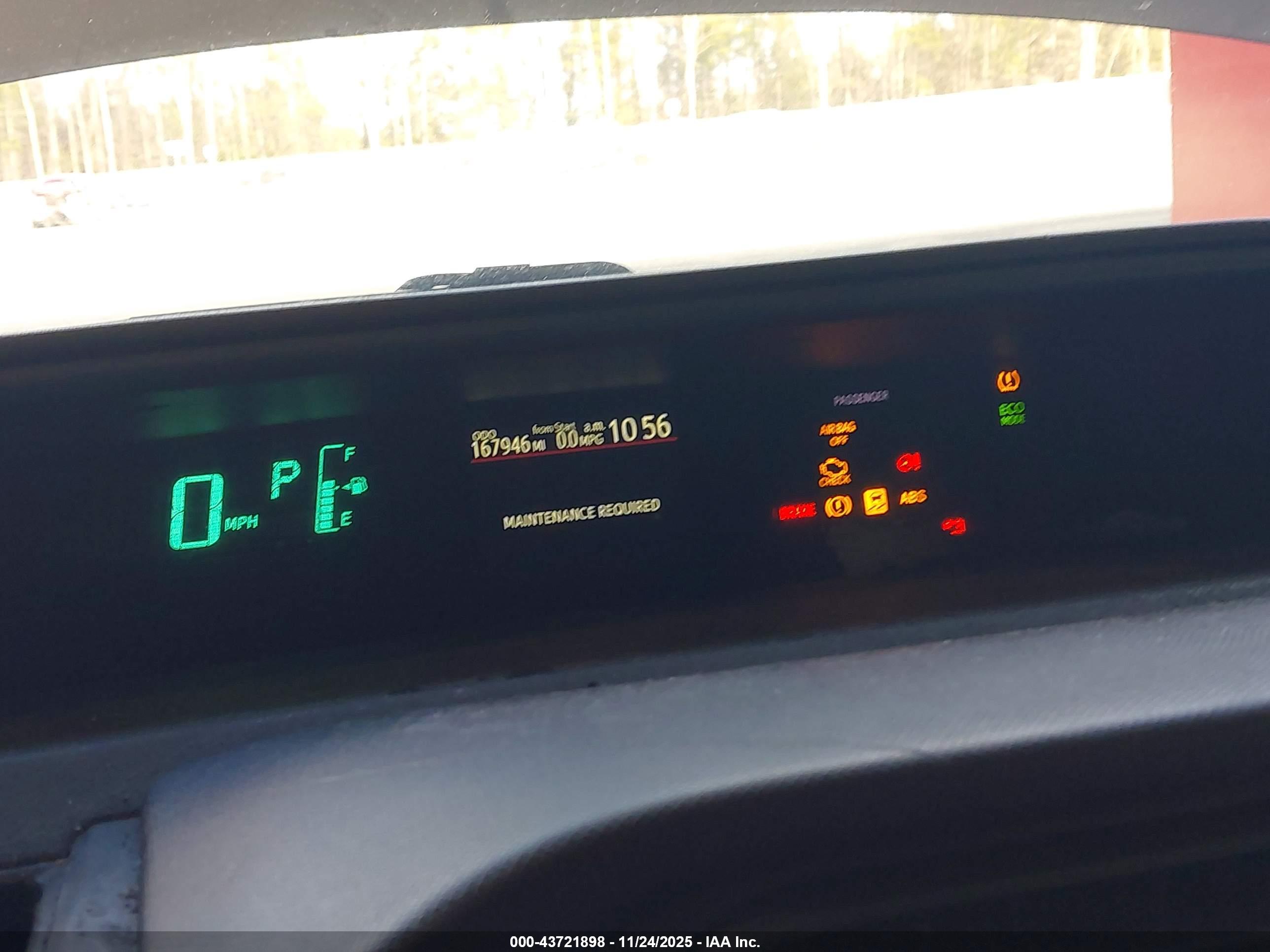 TOYOTA PRIUS image 7