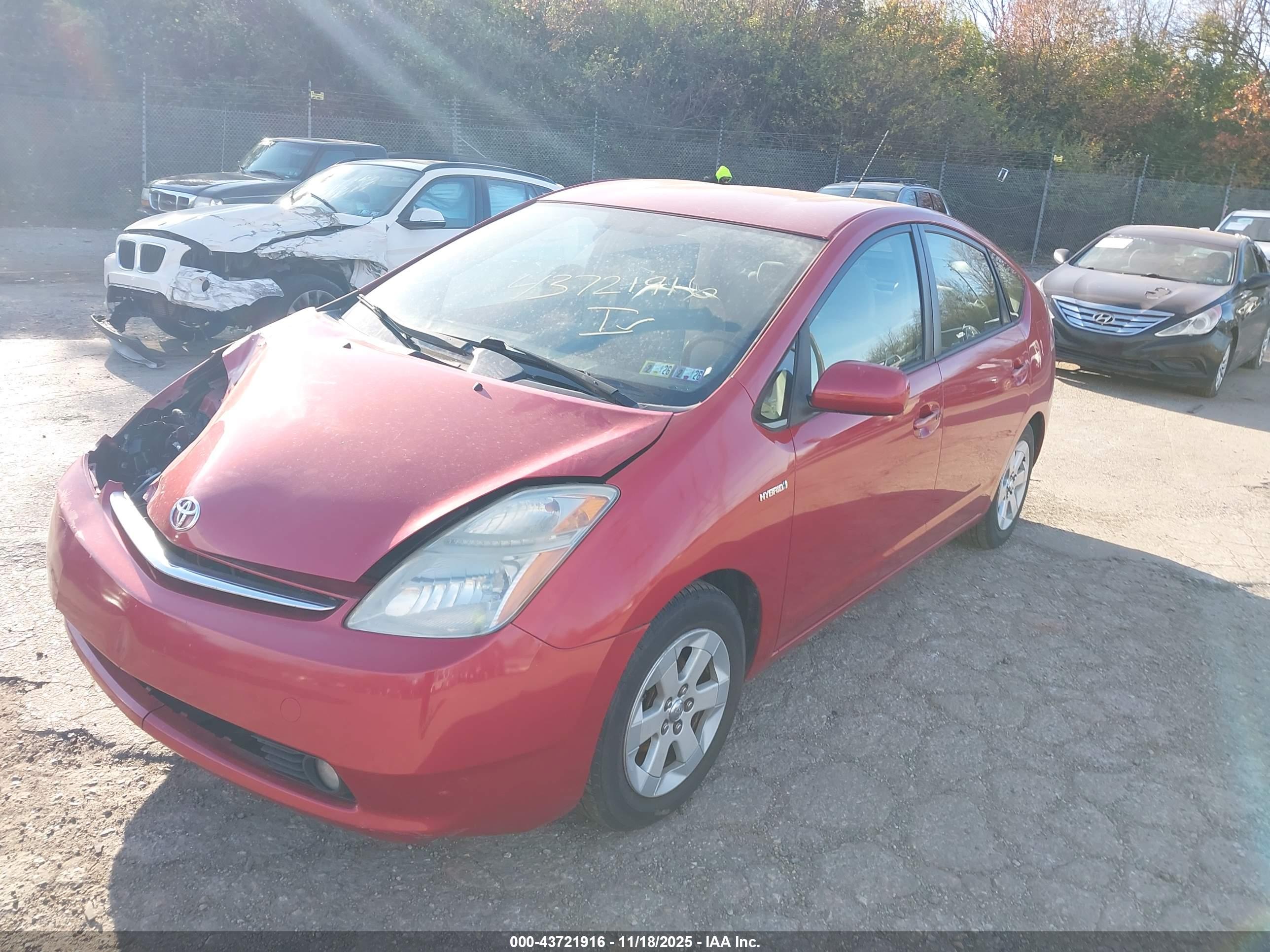 TOYOTA PRIUS image 2