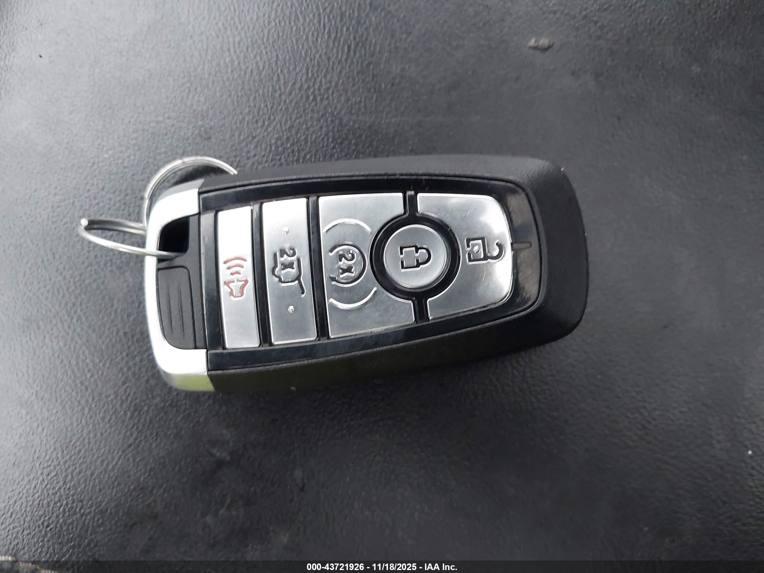 FORD EXPLORER image 11