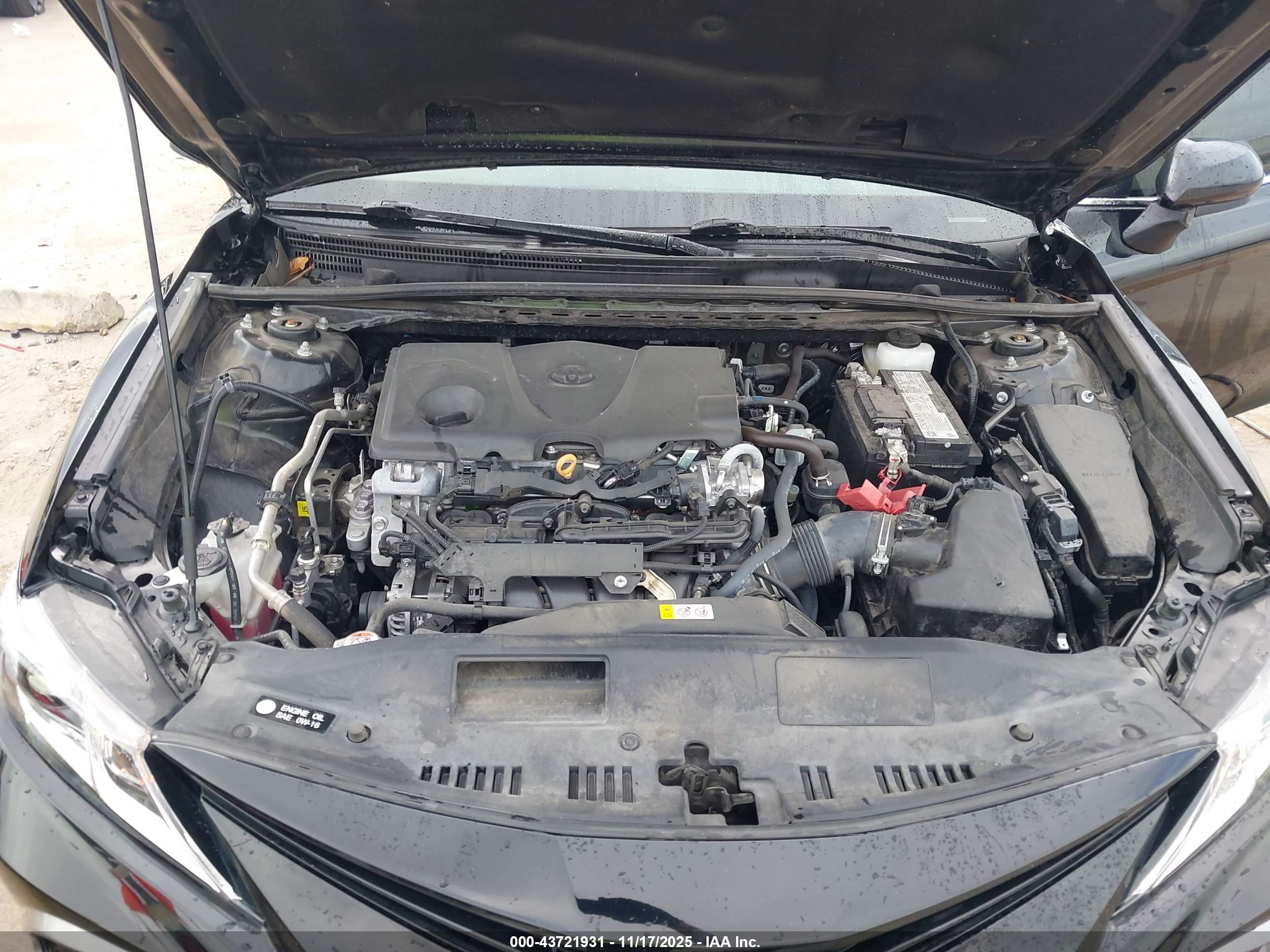 TOYOTA CAMRY image 10