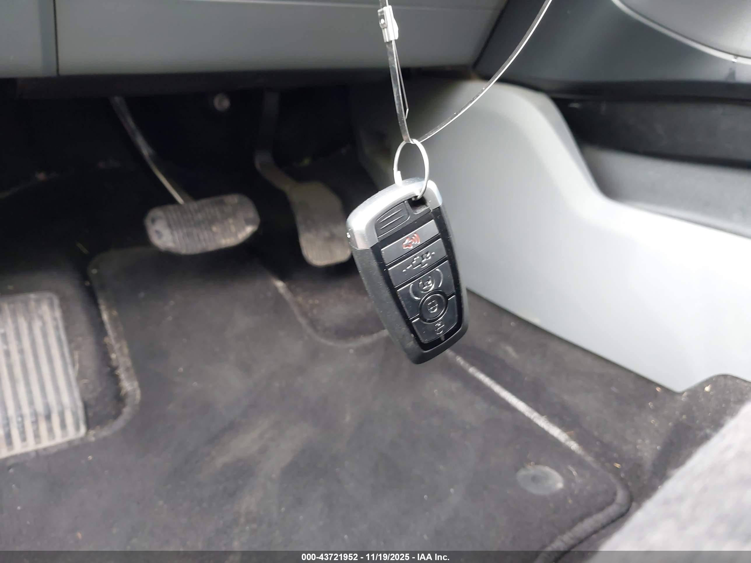 FORD F-150 image 11