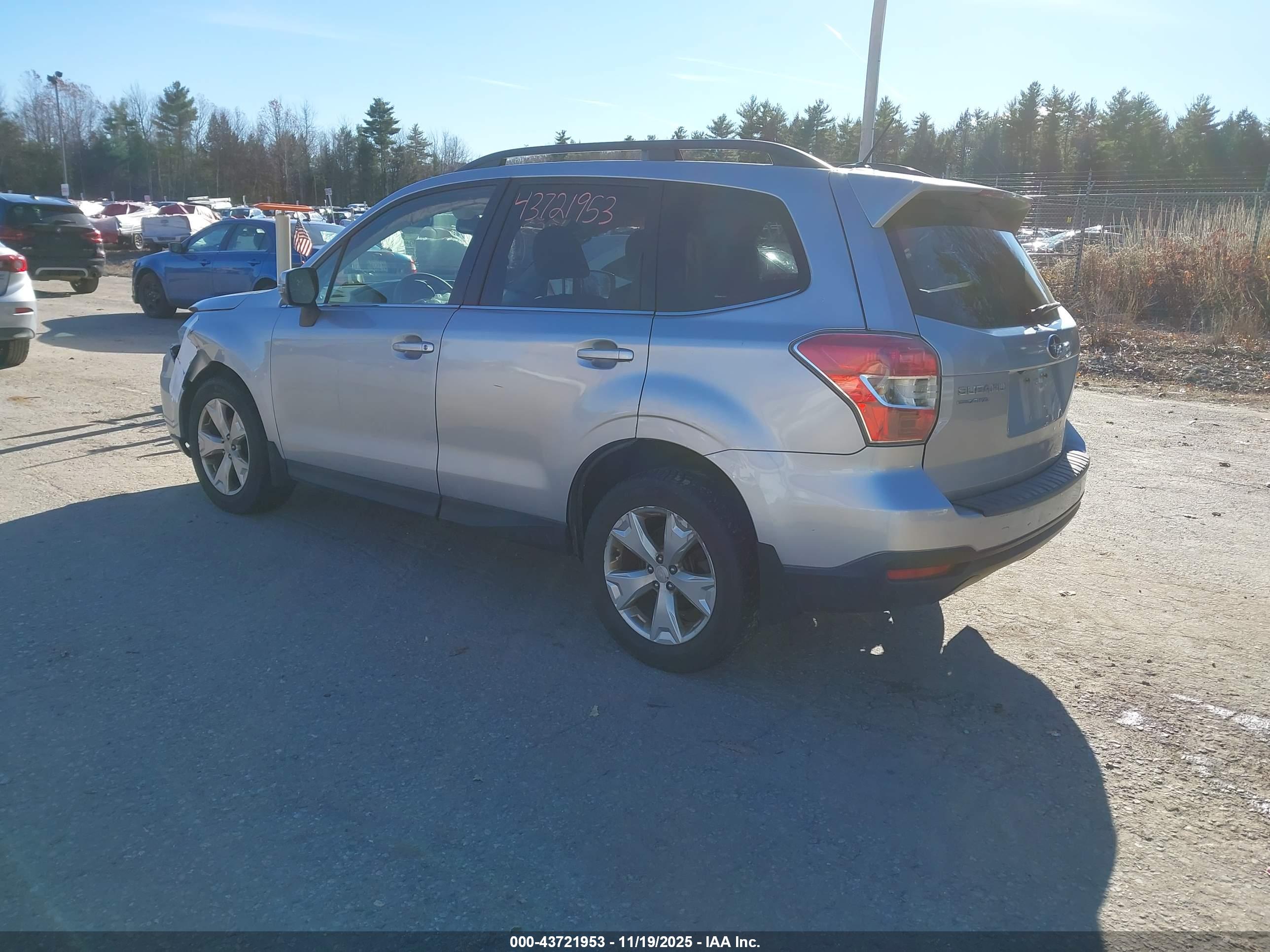 SUBARU FORESTER image 3