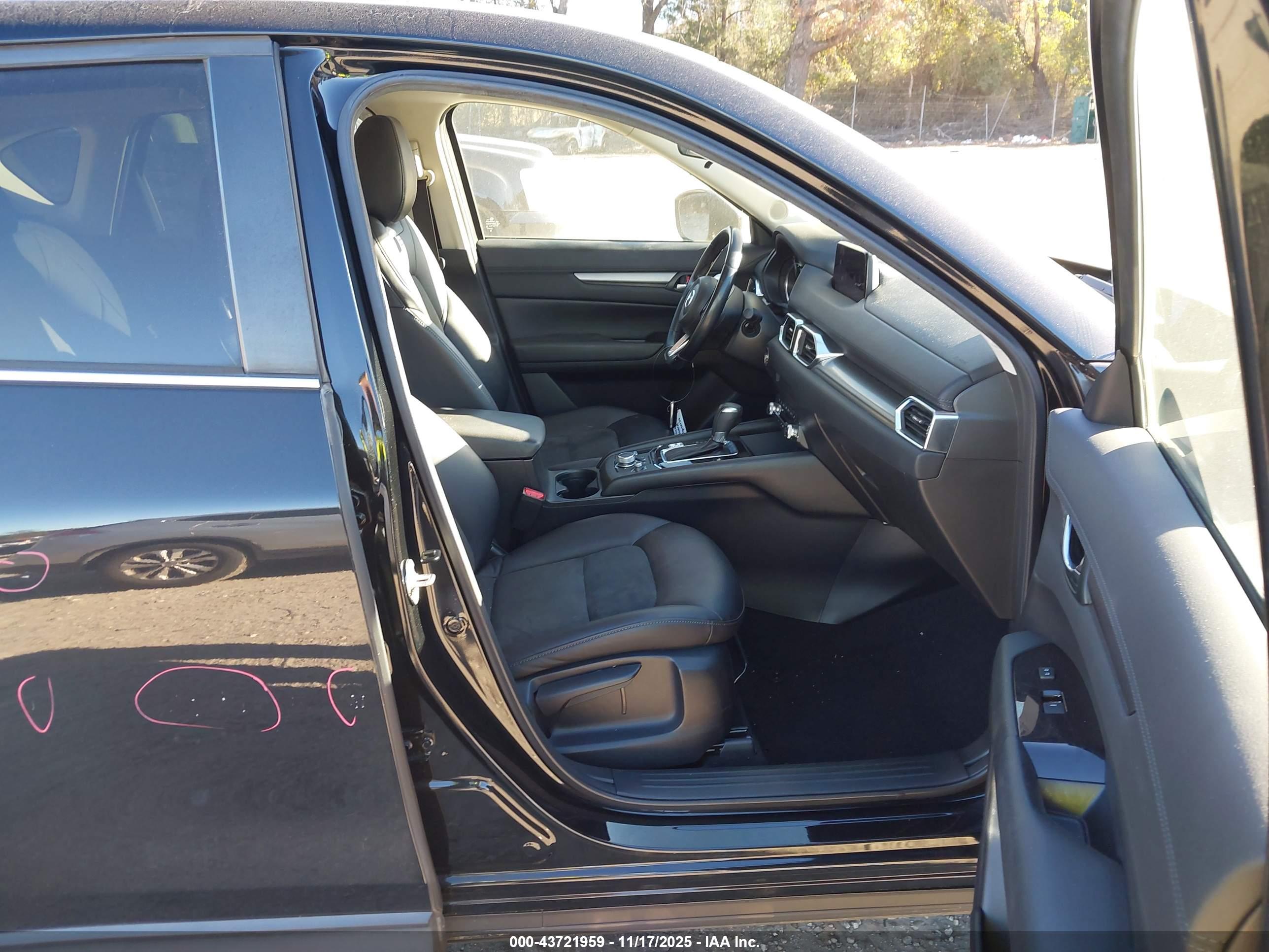 MAZDA CX-5 image 5