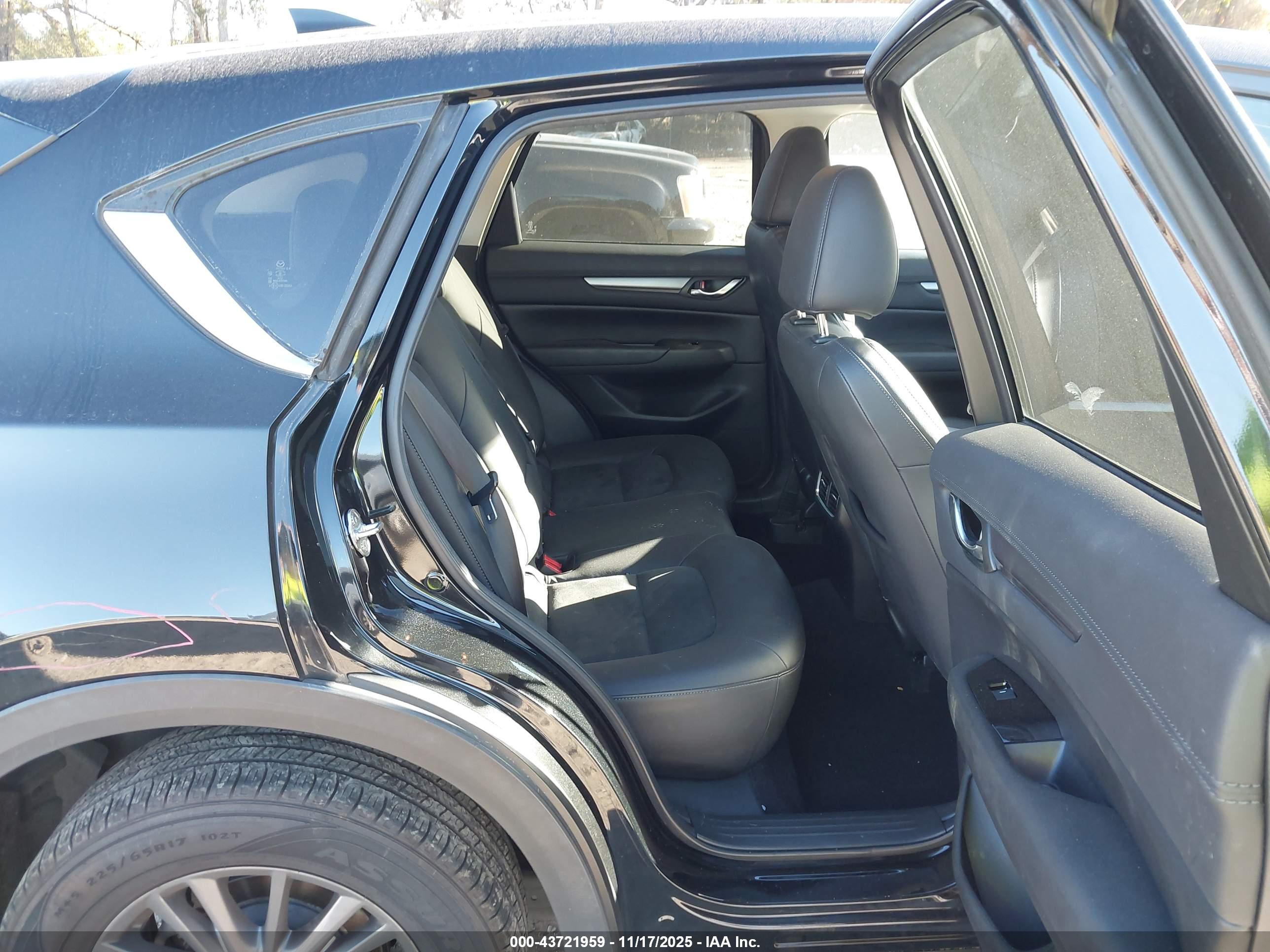 MAZDA CX-5 image 8