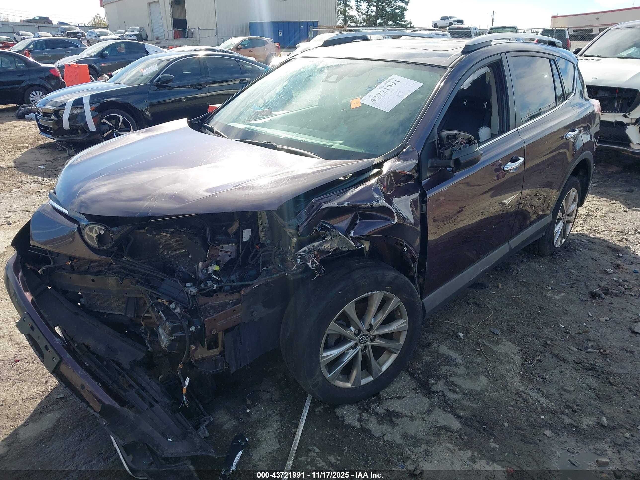 TOYOTA RAV4 image 6