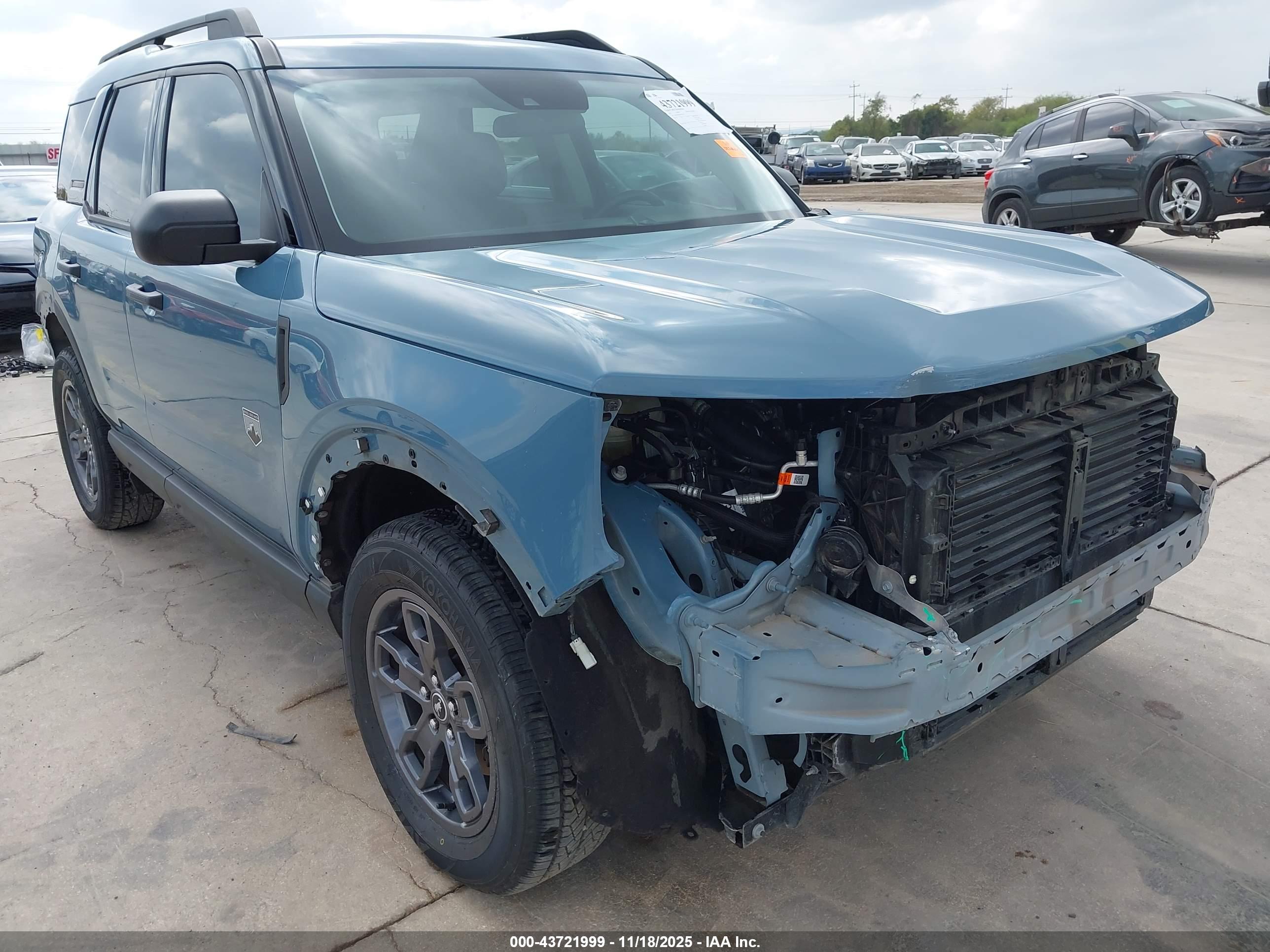 FORD BRONCO image 6