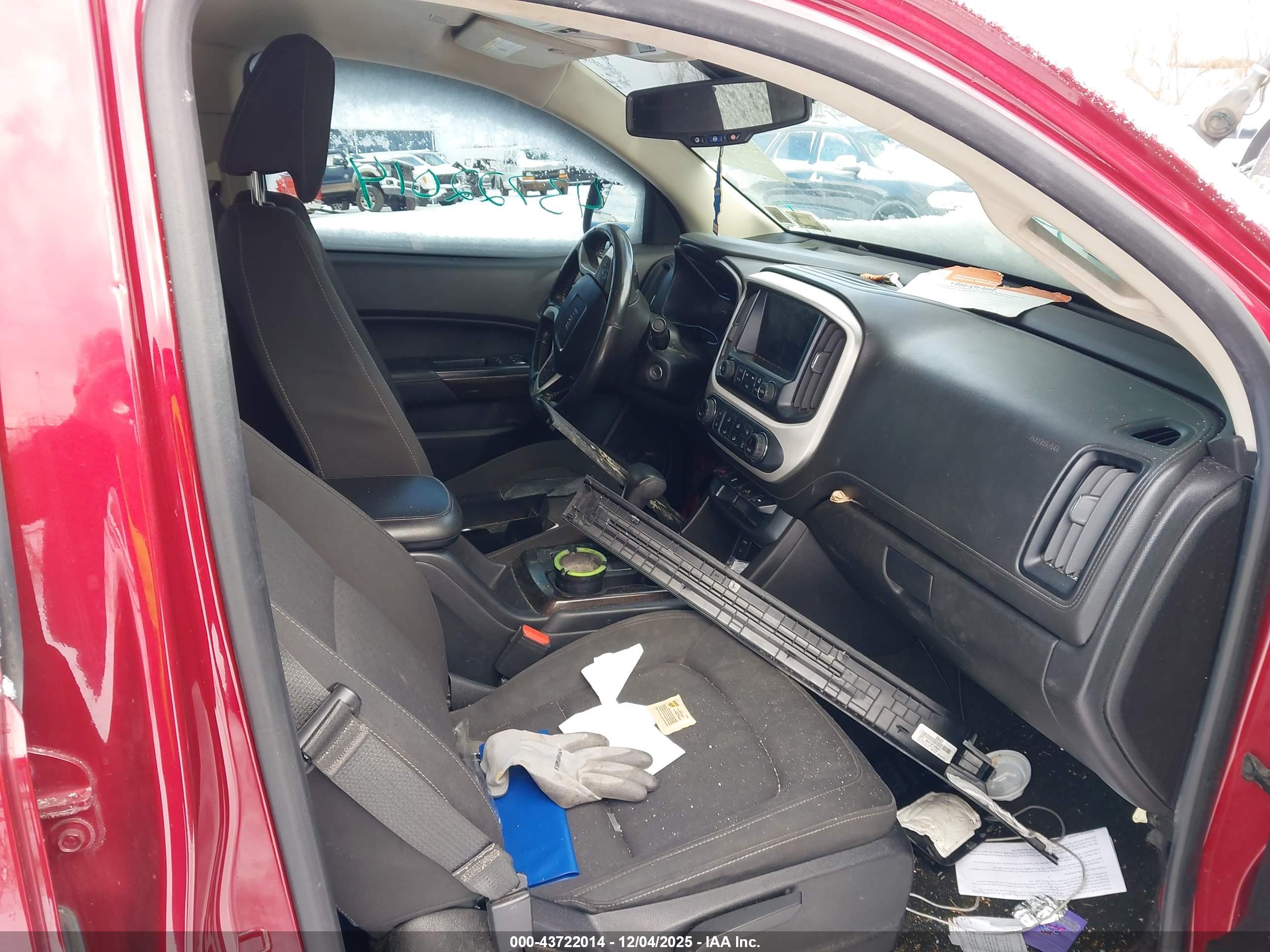 GMC CANYON image 5