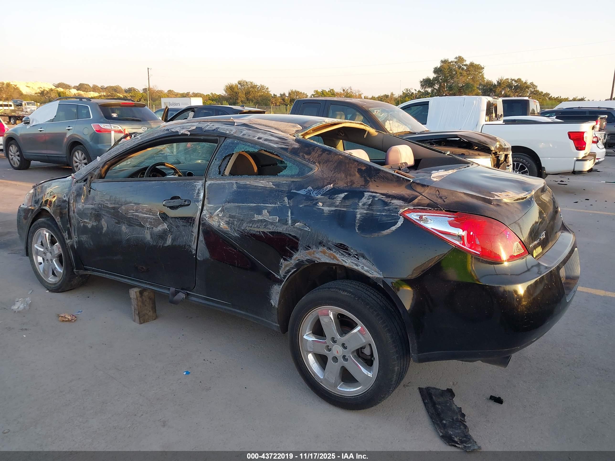PONTIAC G6 image 3