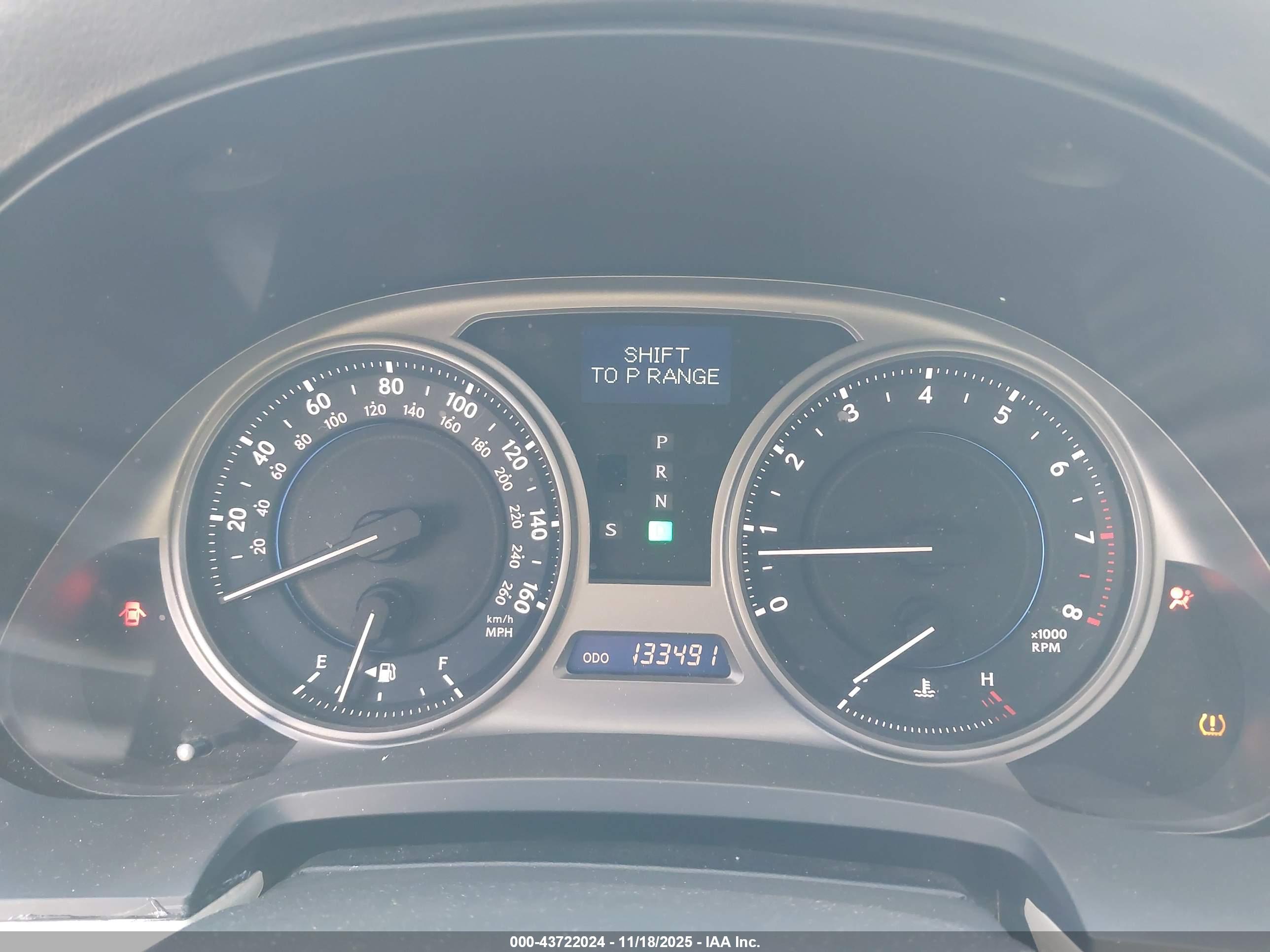 LEXUS IS image 7