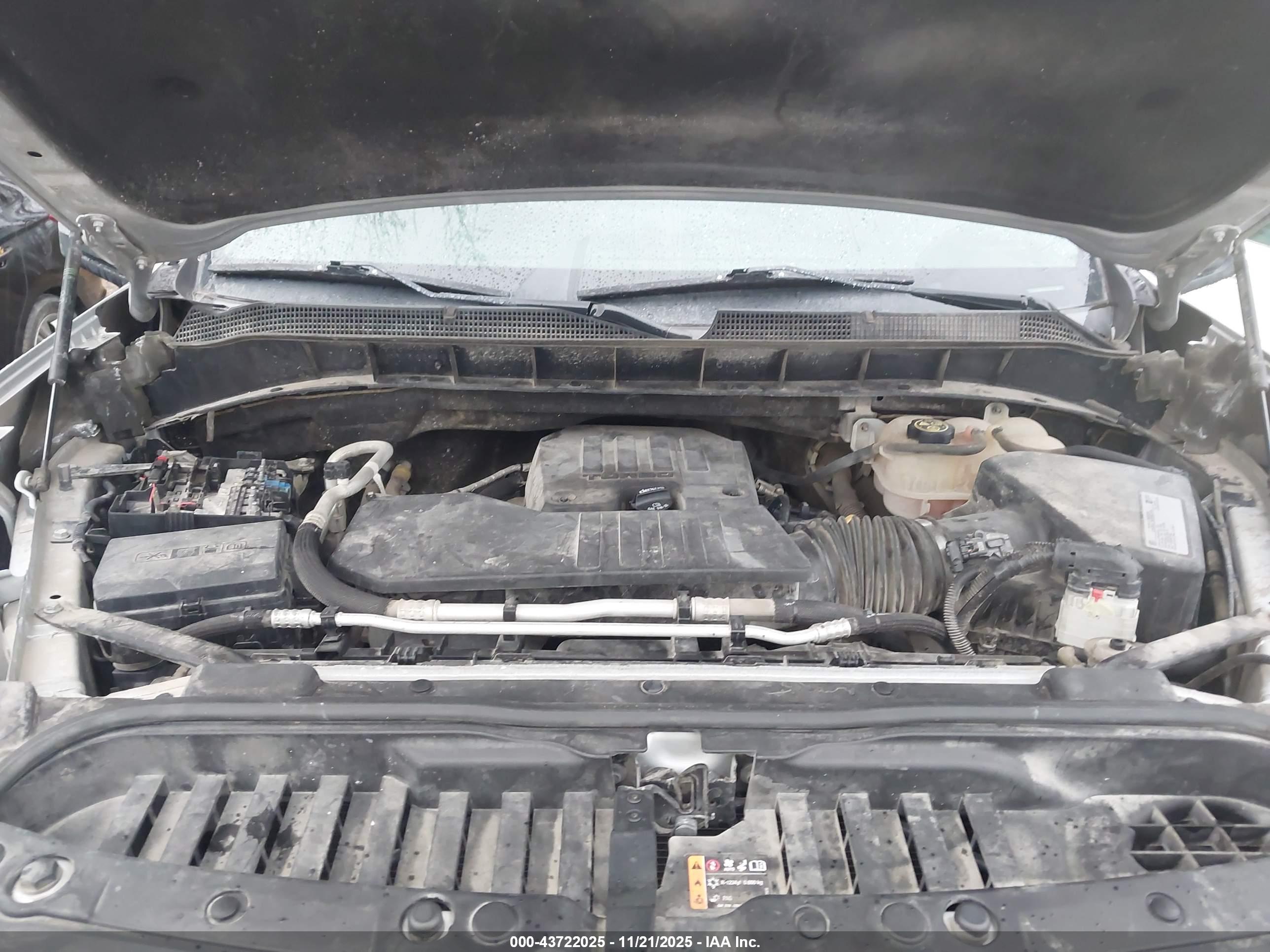 CHEVROLET SILVERADO image 10