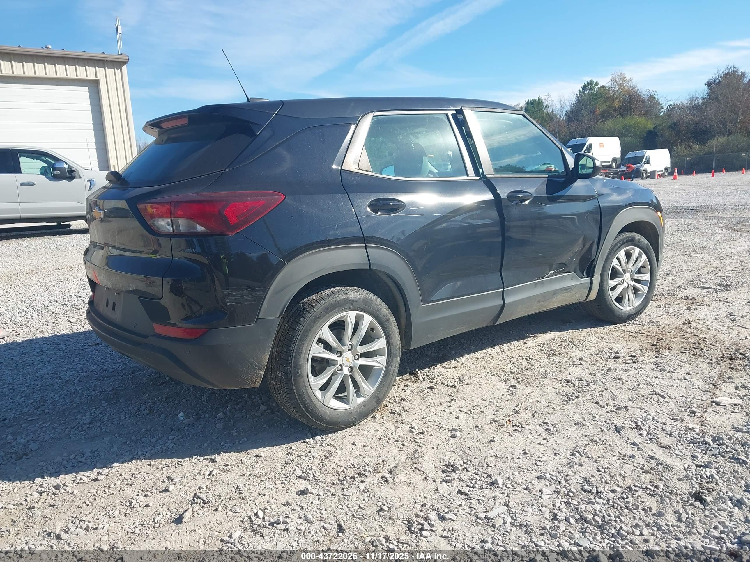 CHEVROLET TRAILBLAZER image 4