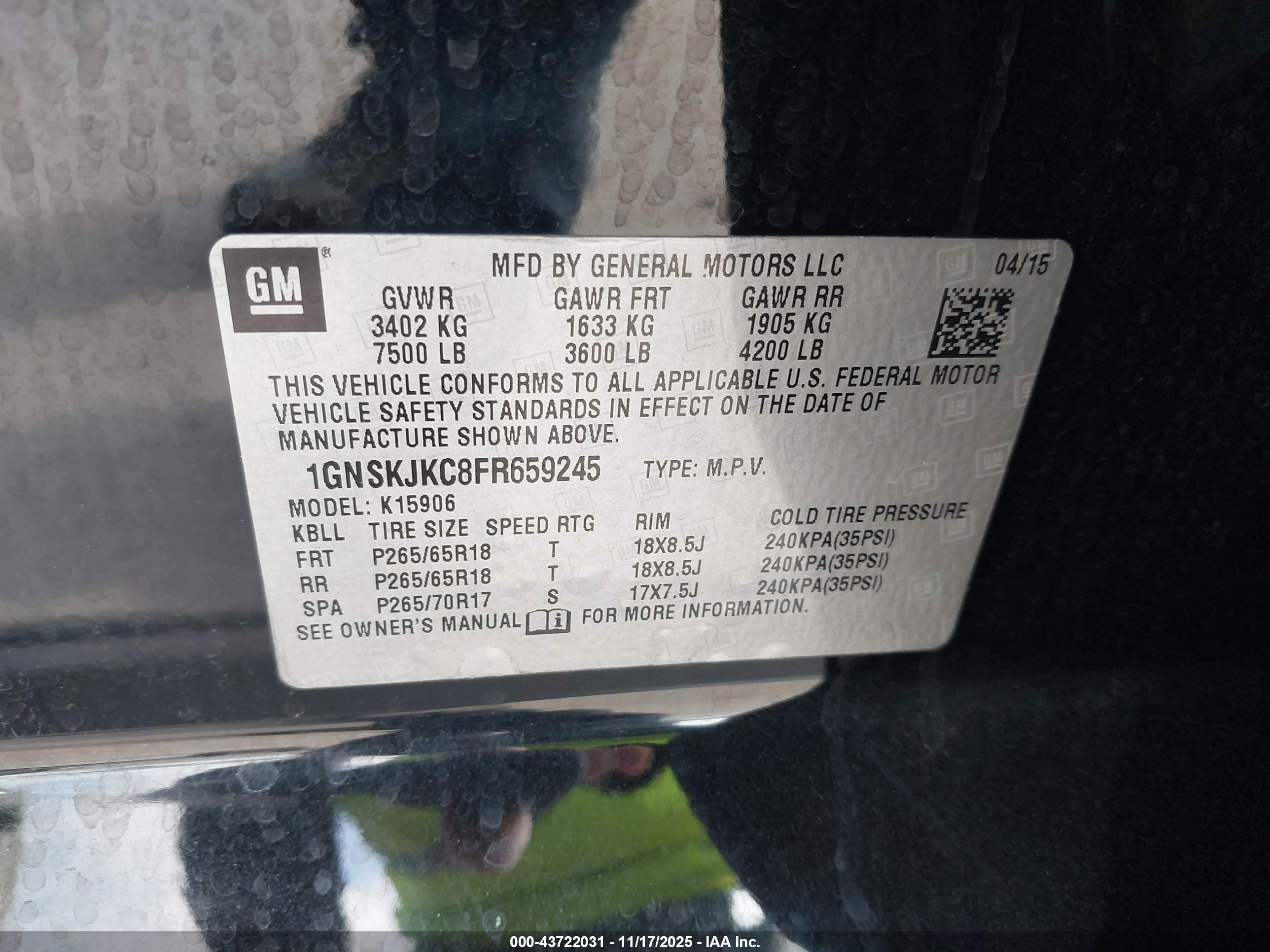 CHEVROLET SUBURBAN image 9