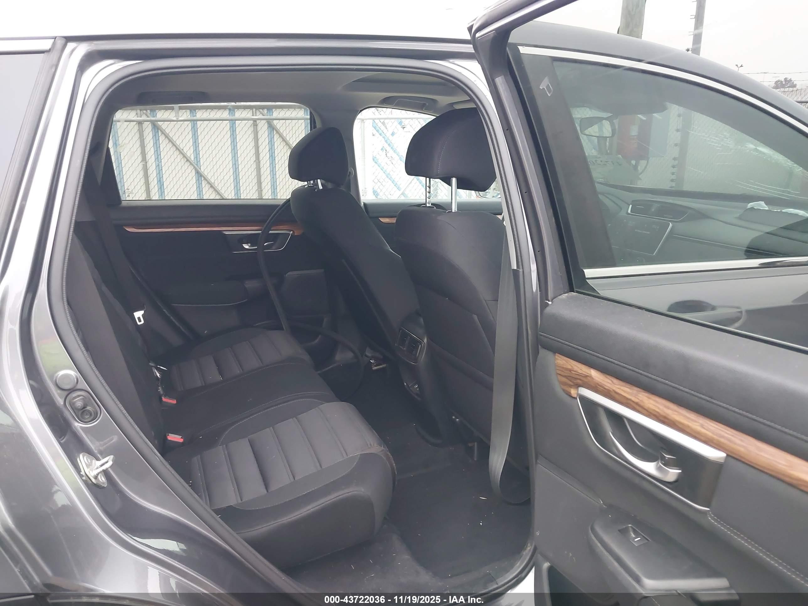 HONDA CR-V image 8