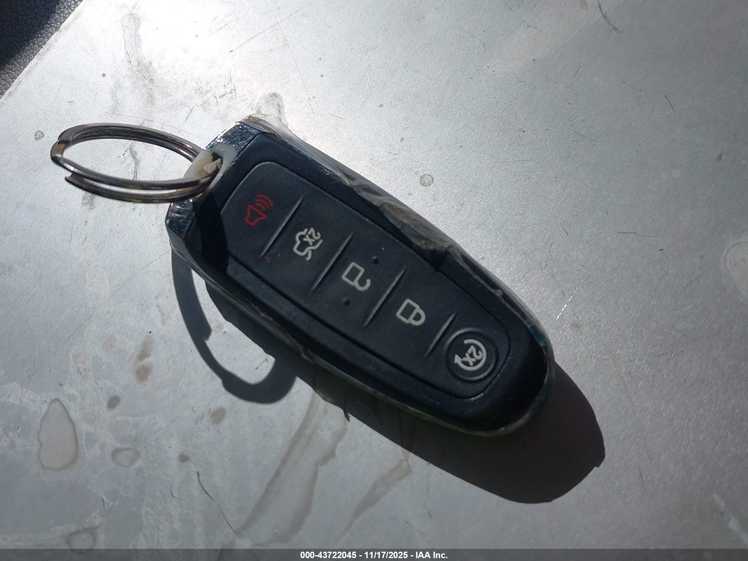 FORD ESCAPE image 11