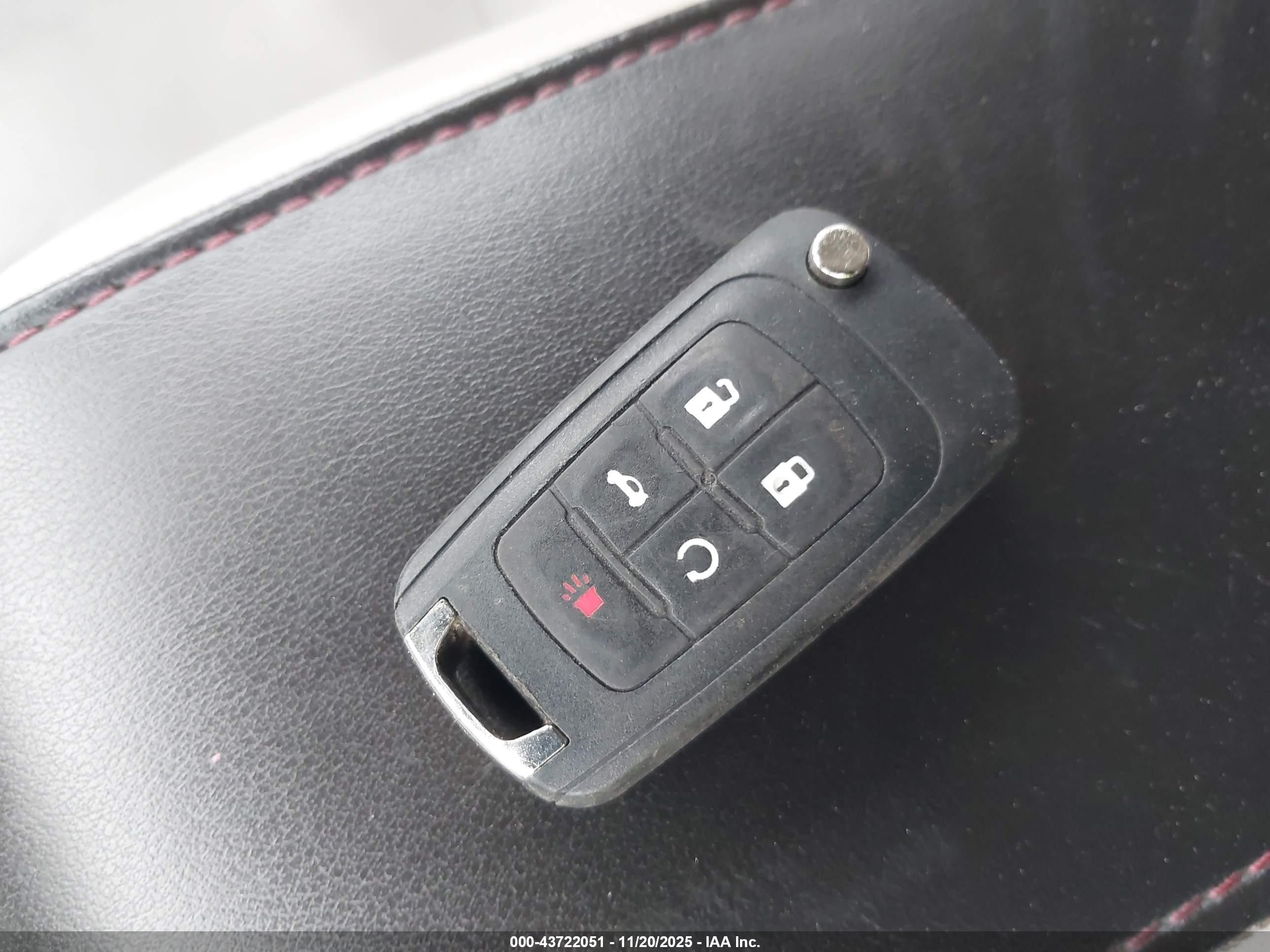 GMC TERRAIN image 11