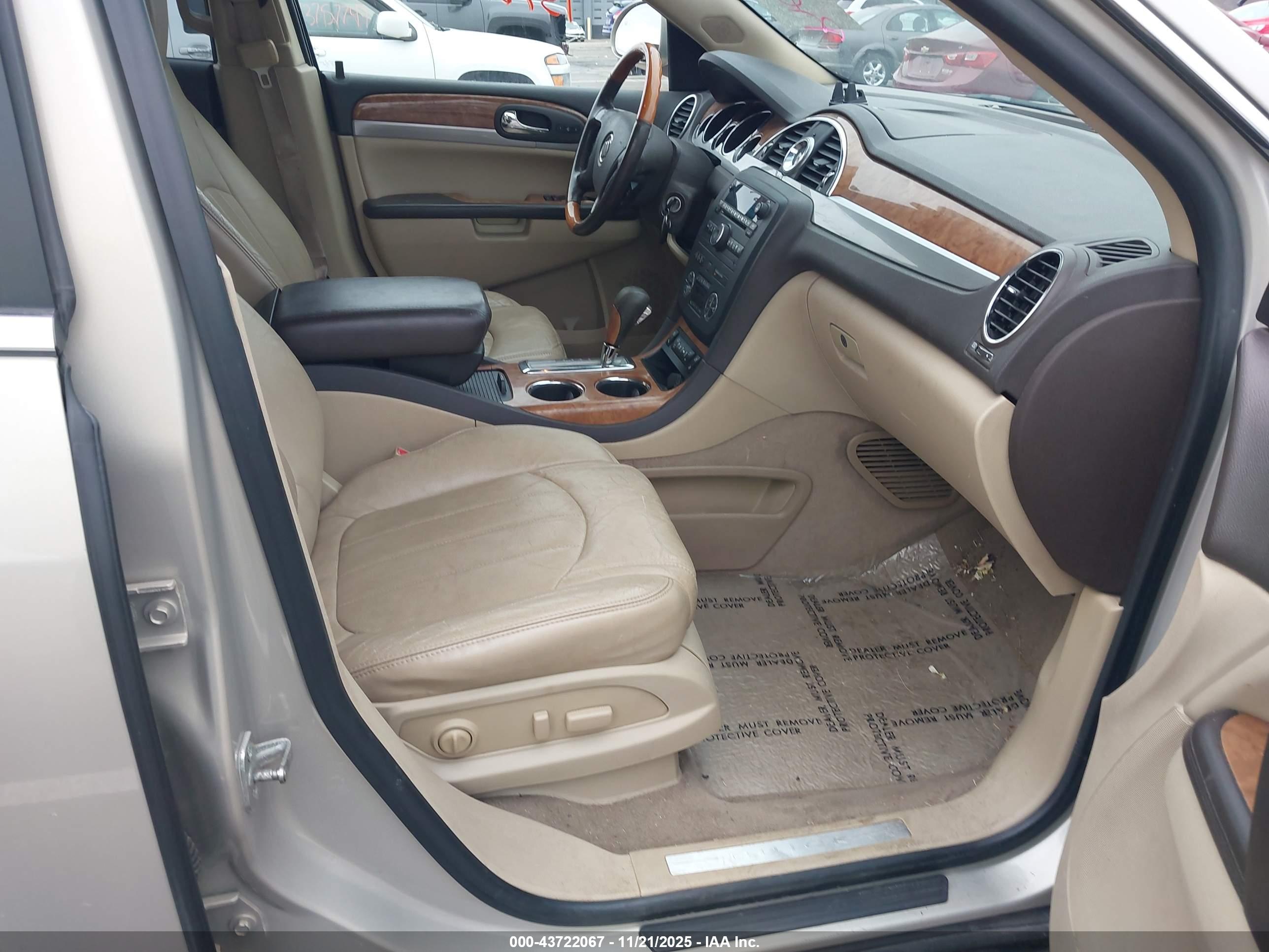 BUICK ENCLAVE image 5