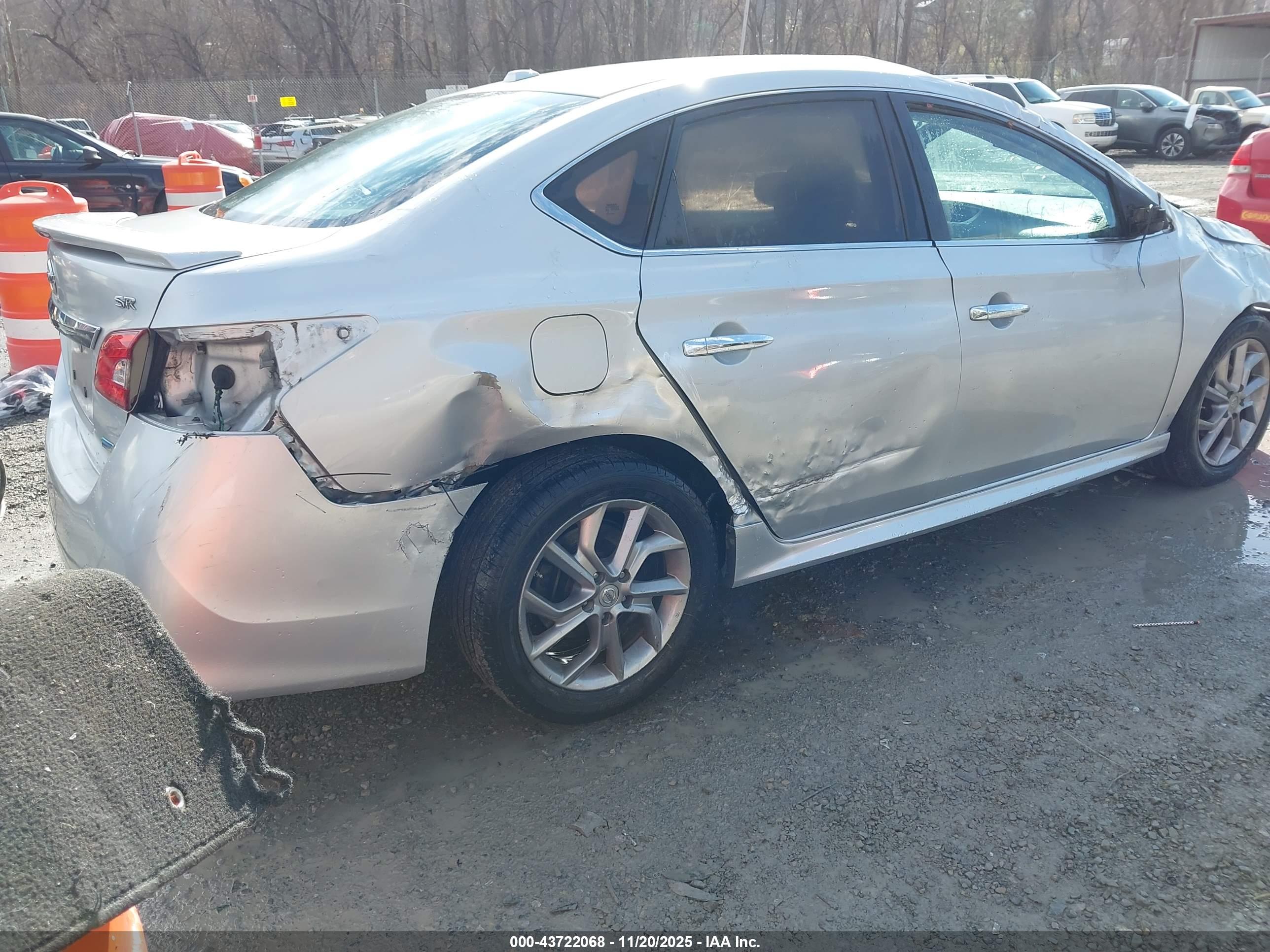 NISSAN SENTRA image 4