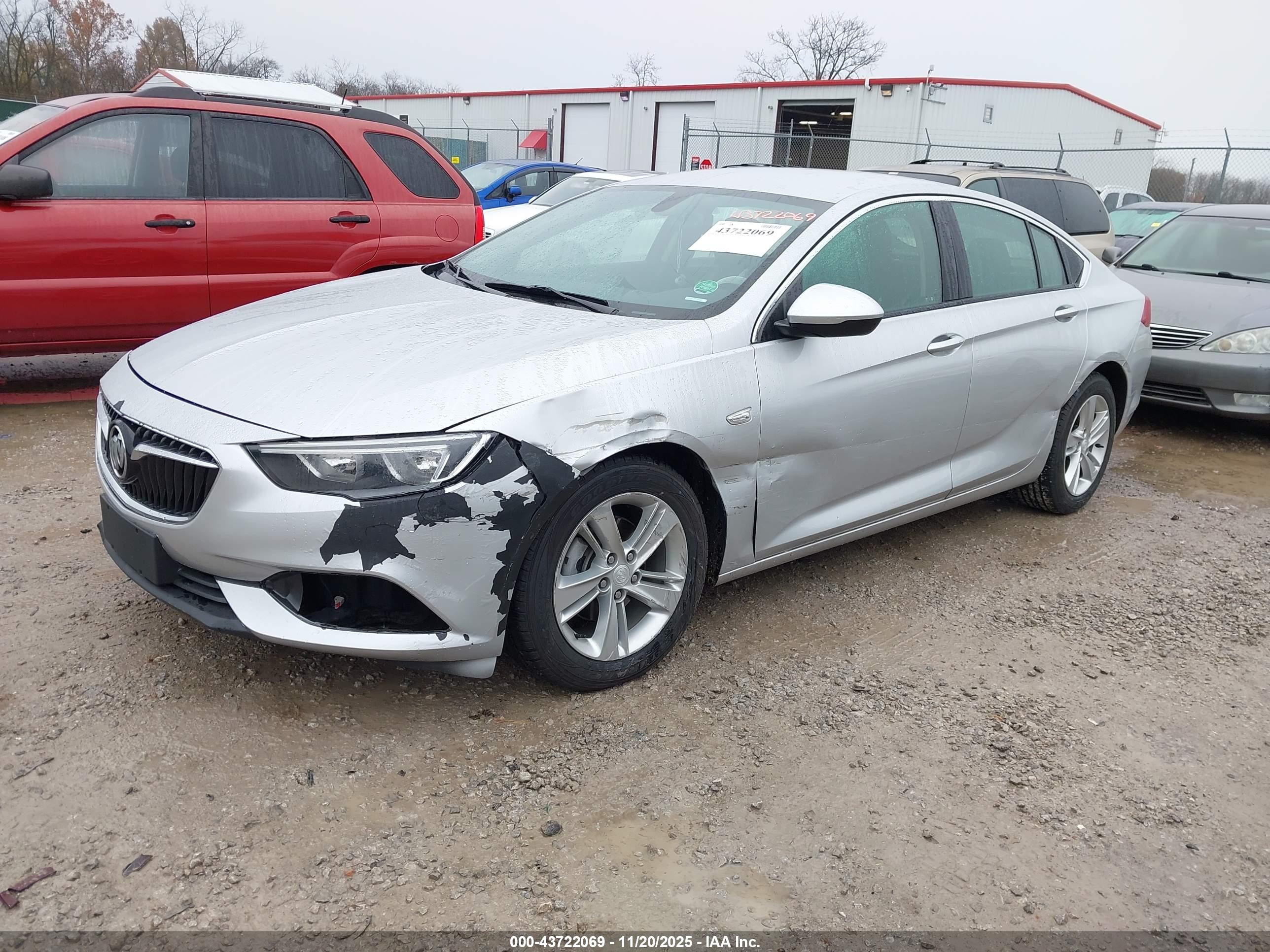 BUICK REGAL image 2