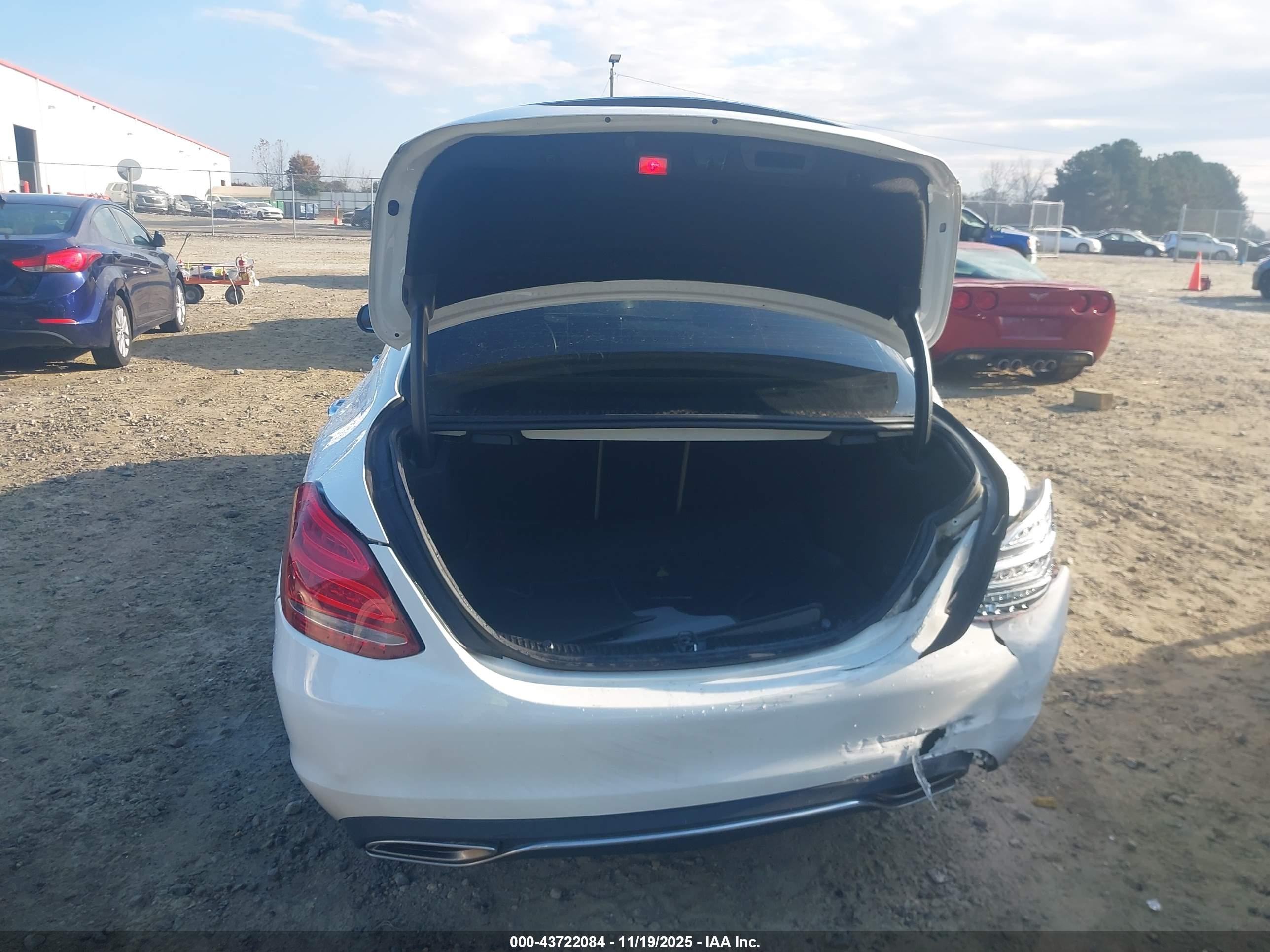 MERCEDES-BENZ C image 6