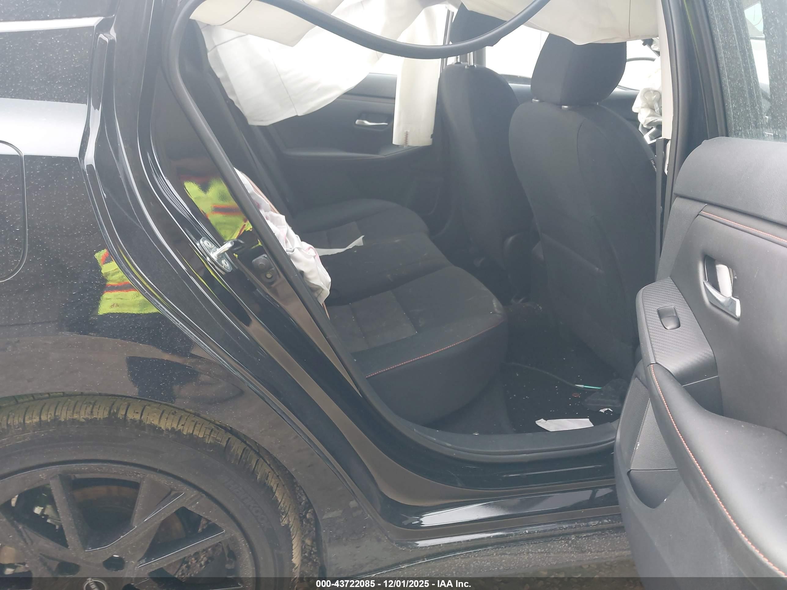 NISSAN SENTRA image 8