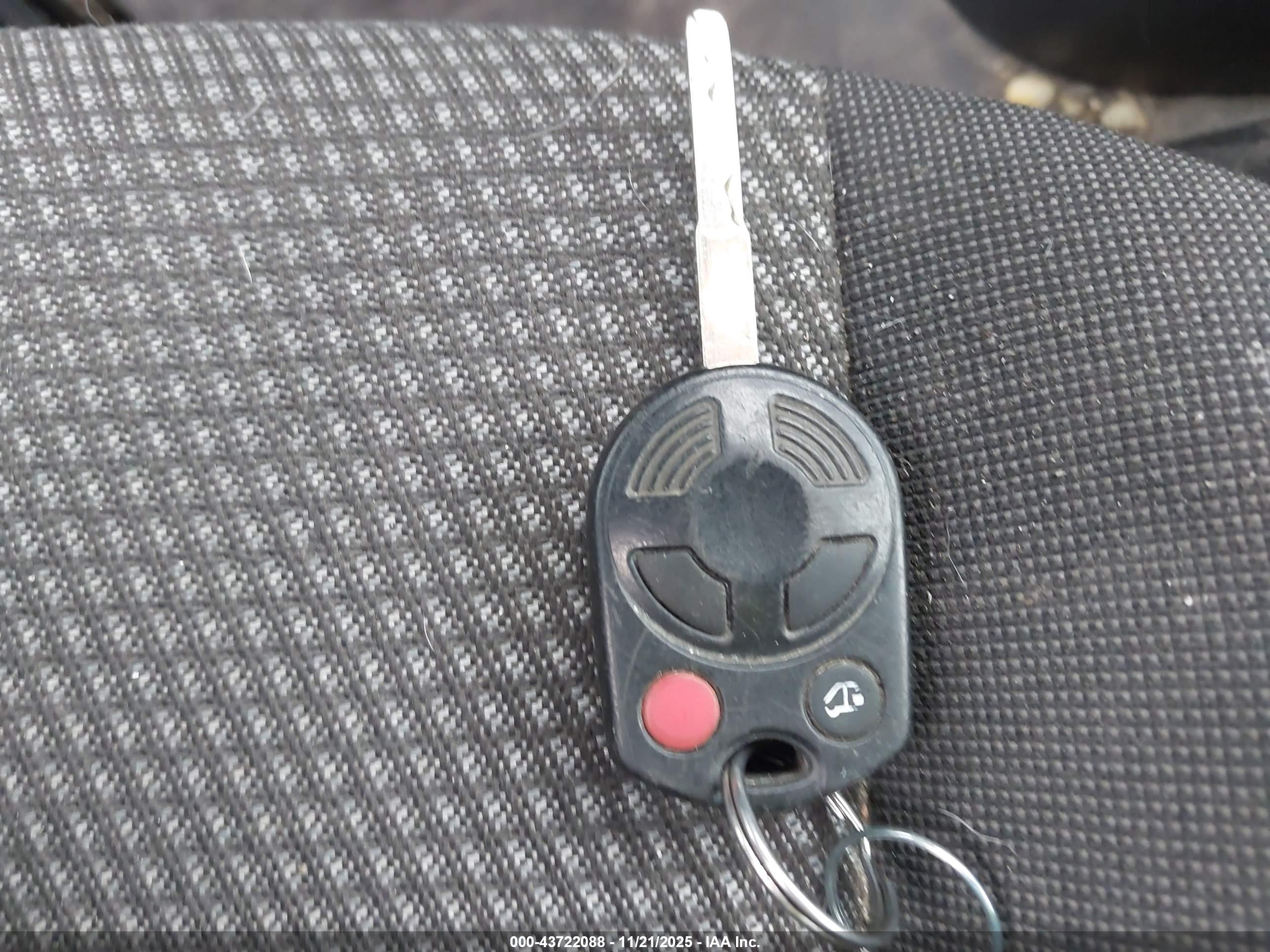 FORD TRANSIT image 11