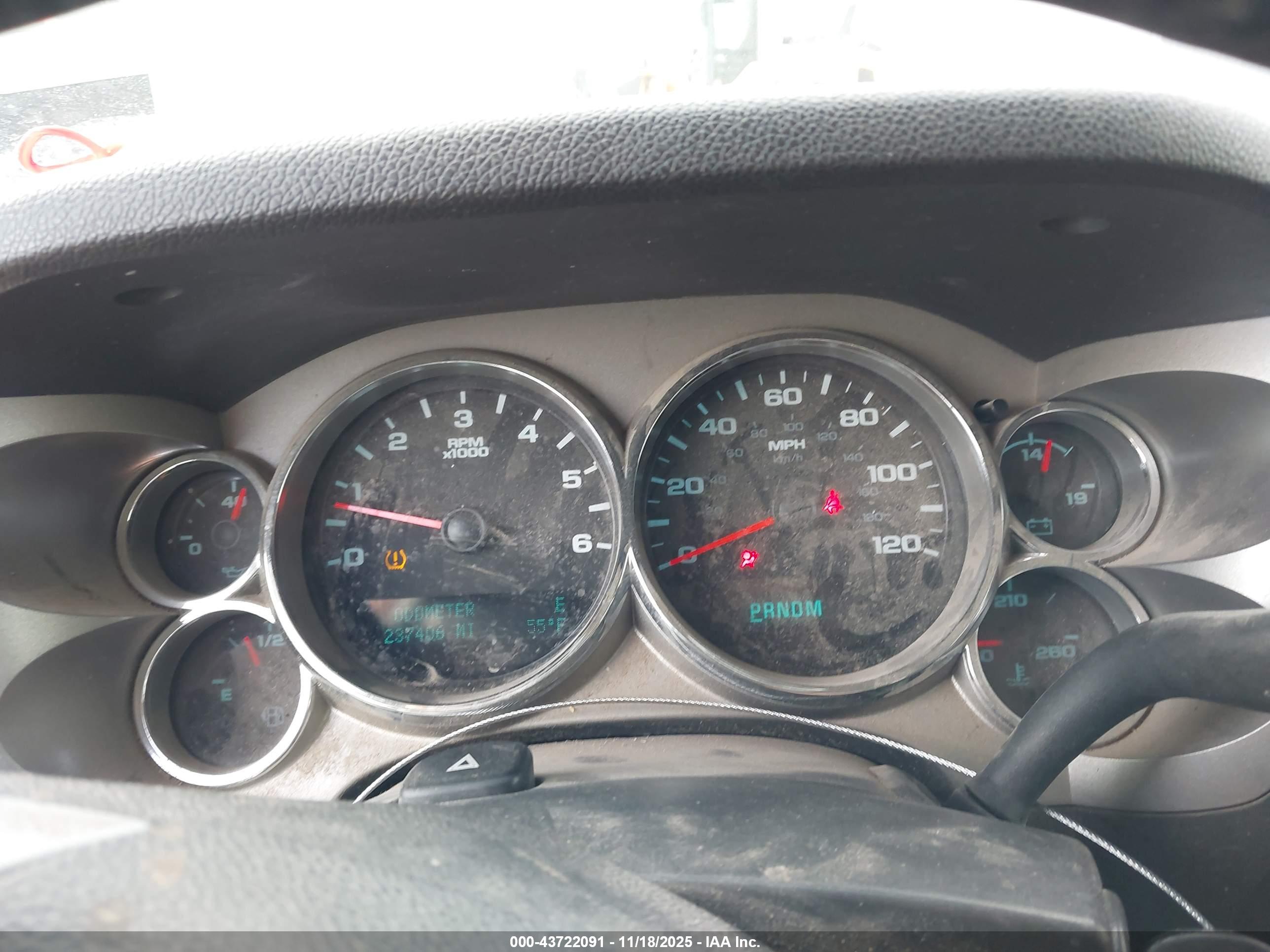 GMC SIERRA image 7