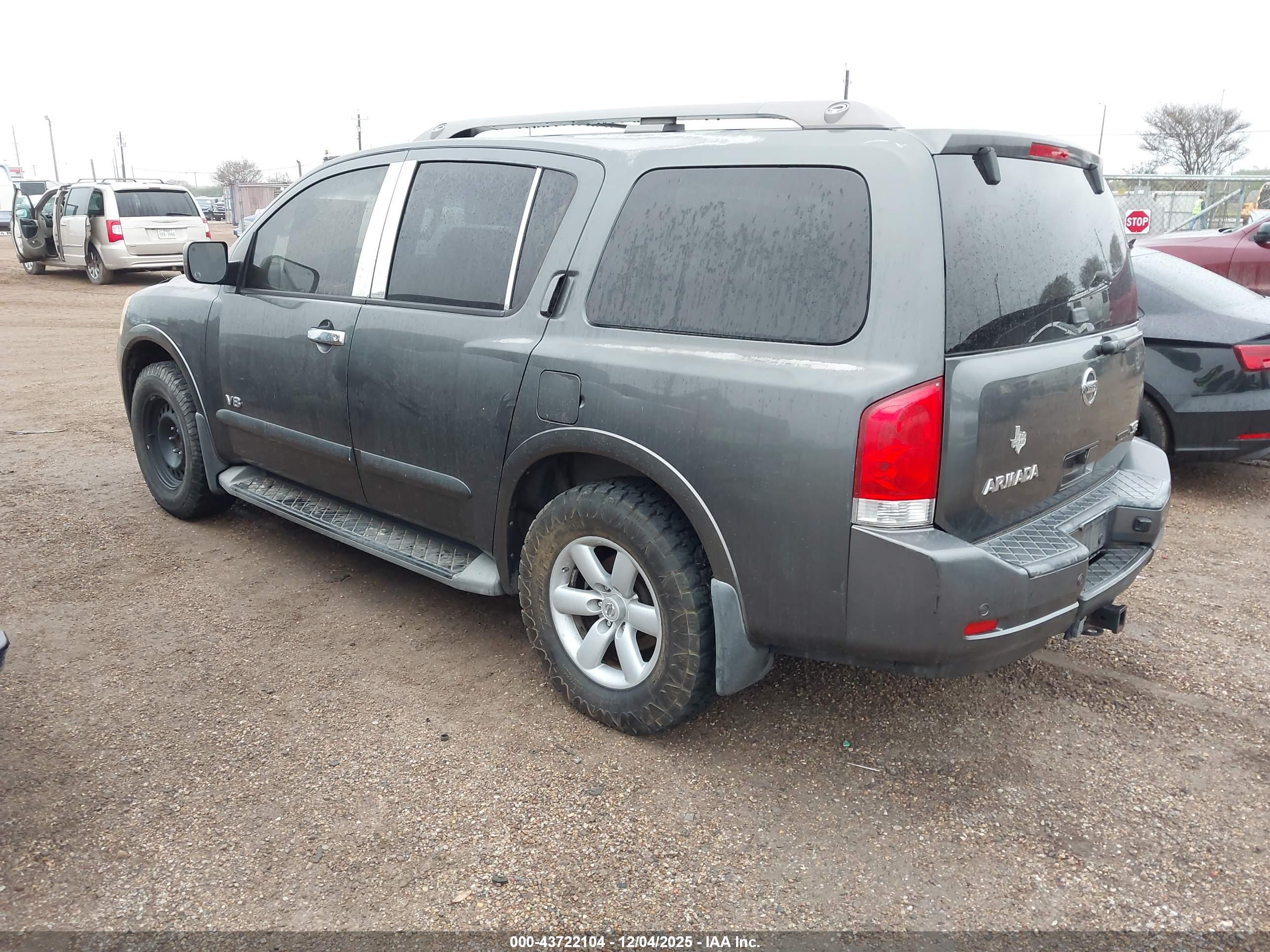 NISSAN ARMADA image 3