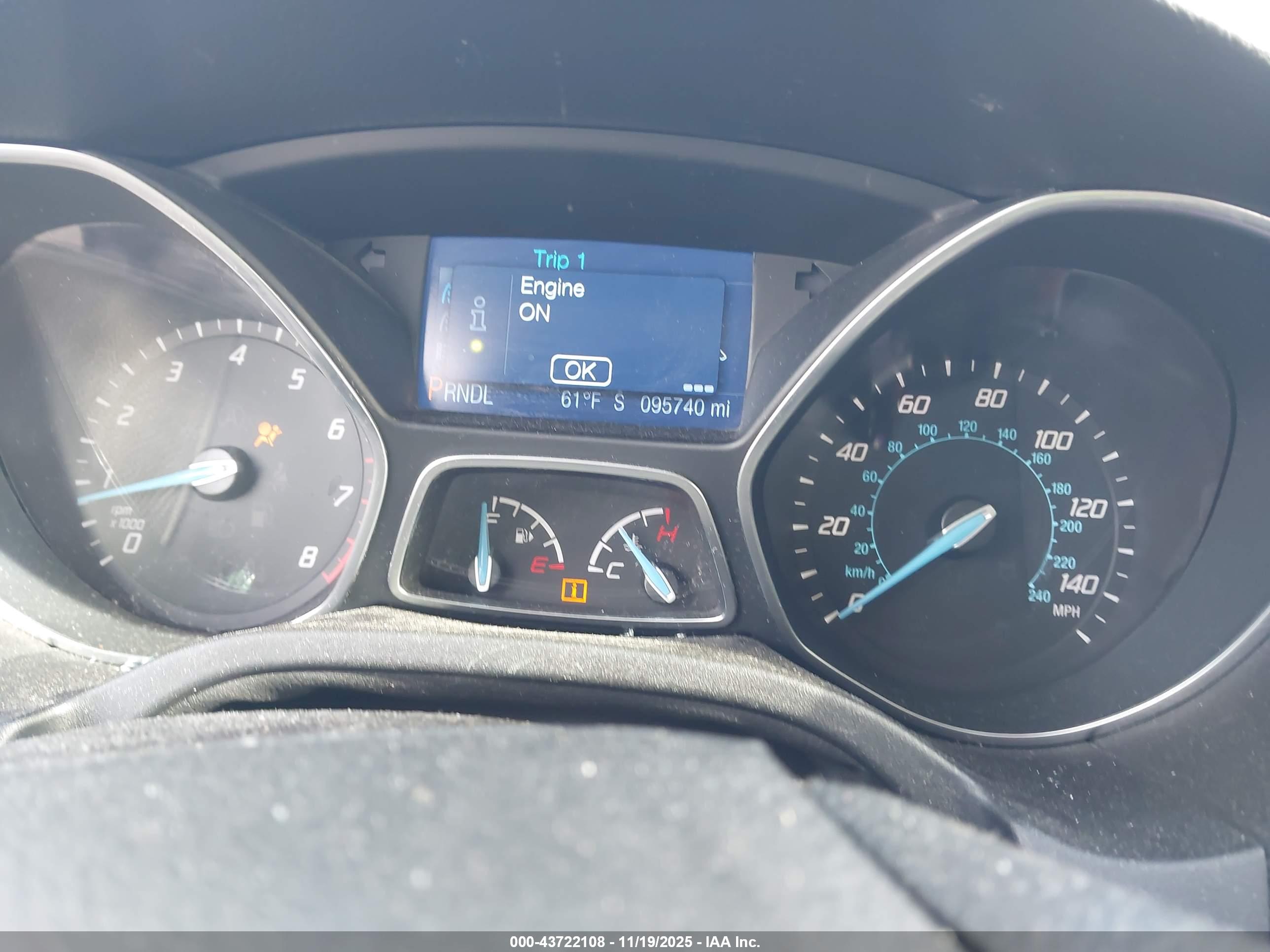 FORD FOCUS image 7