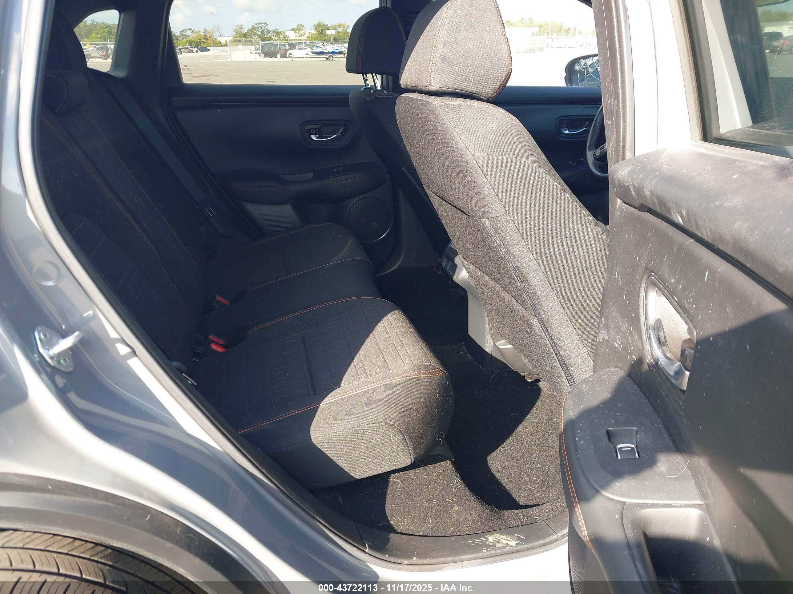 HONDA HR-V image 8