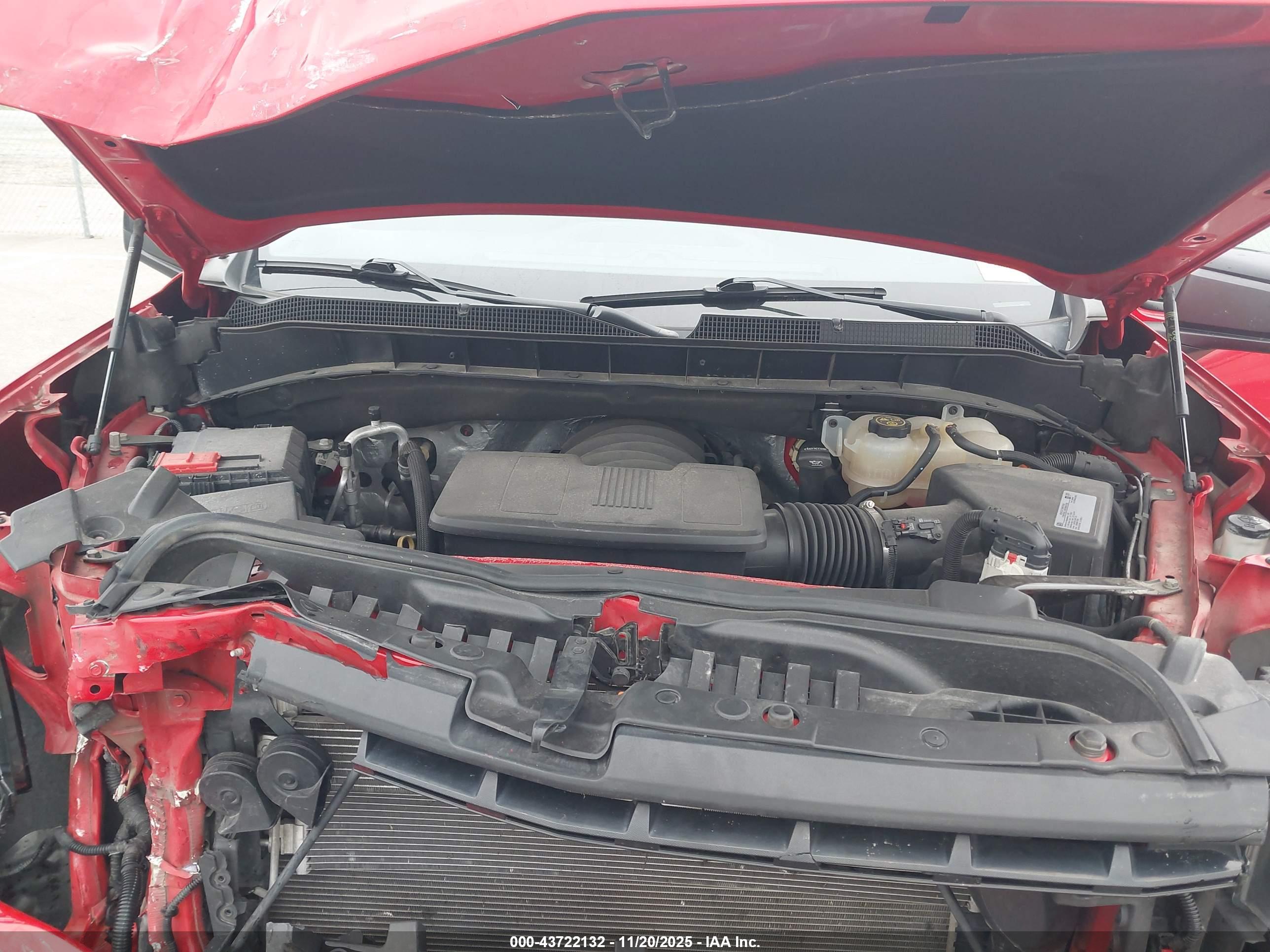 CHEVROLET SILVERADO image 10