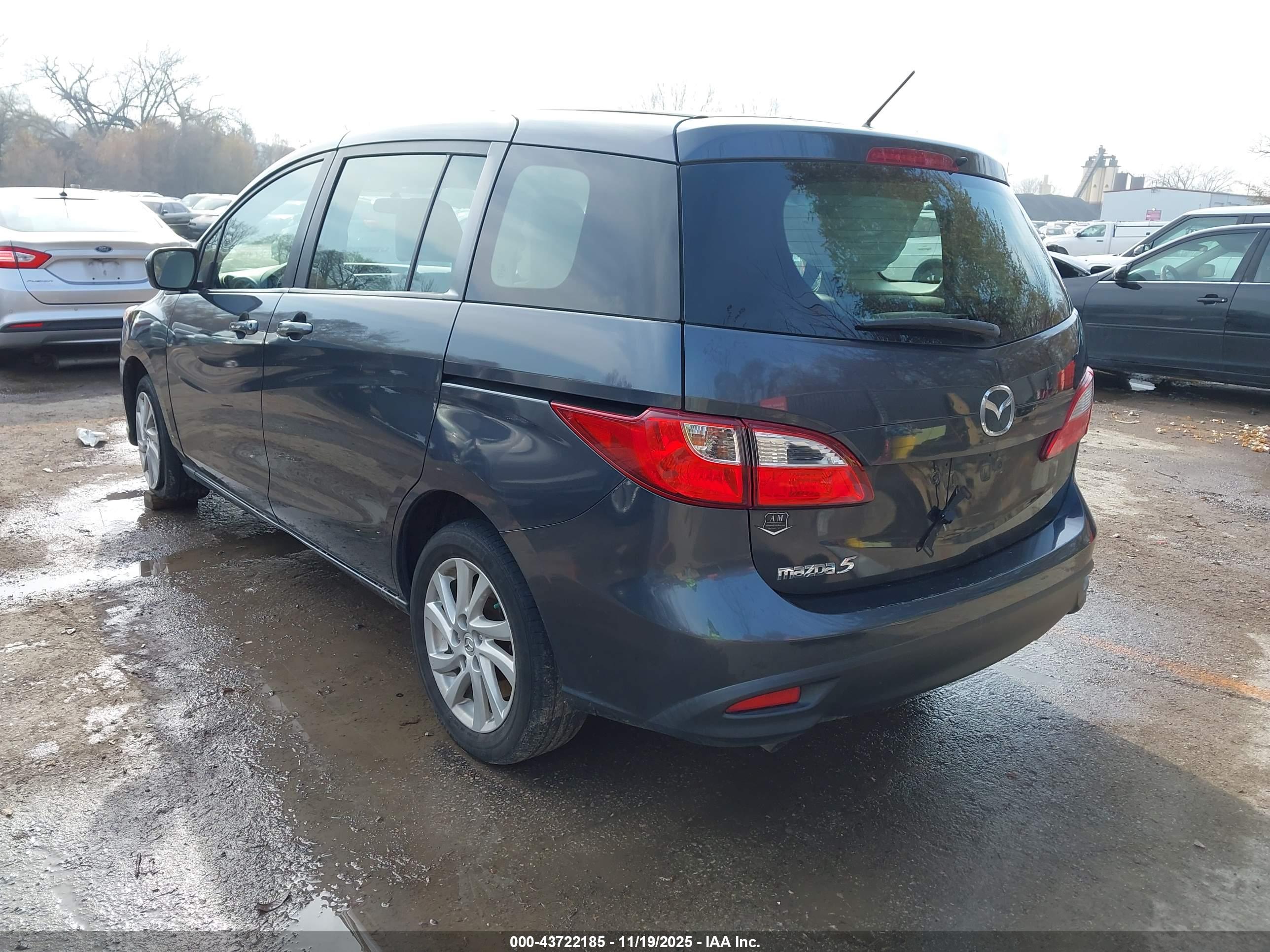 MAZDA MAZDA5 image 3