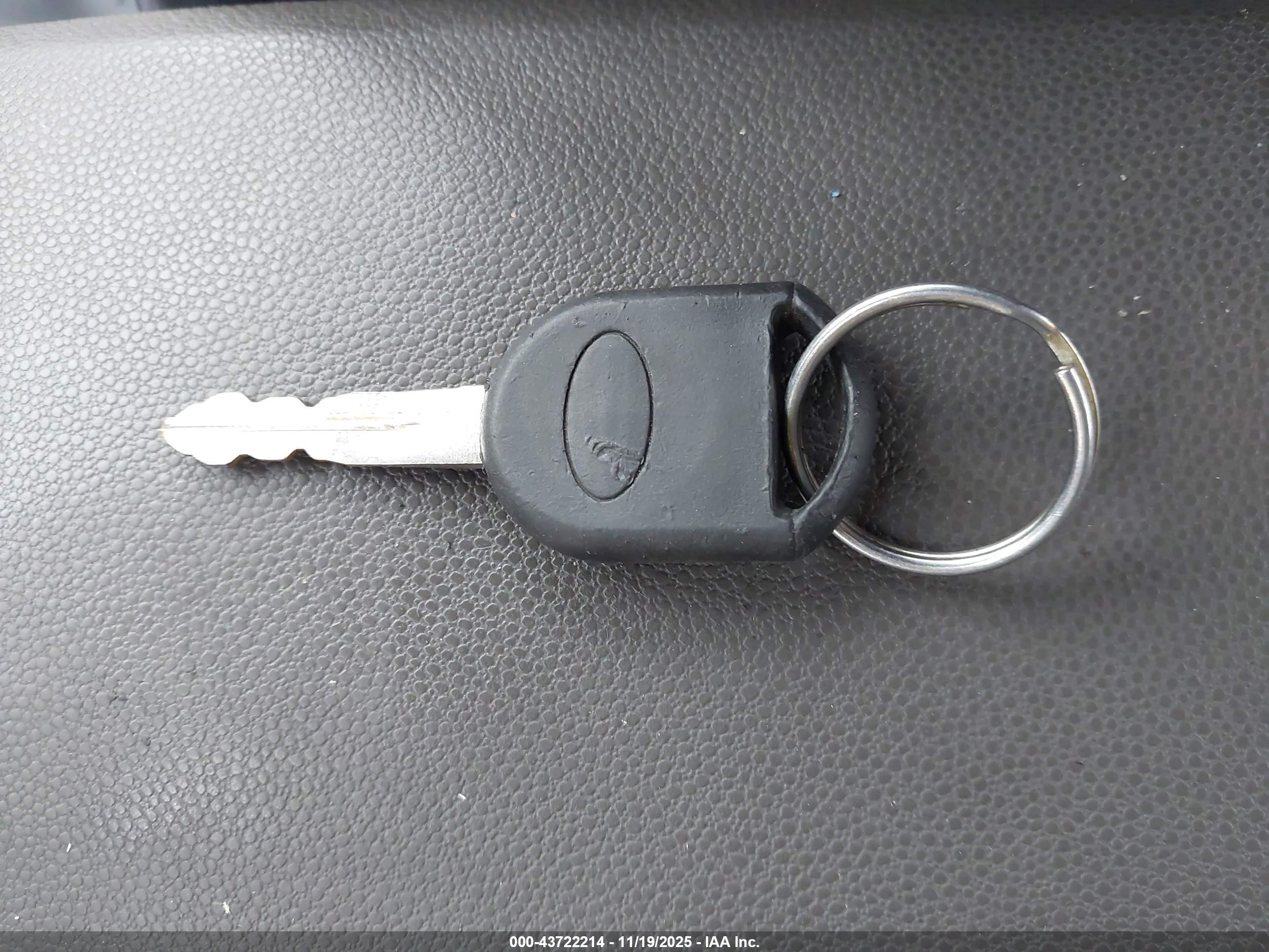 FORD FOCUS image 11